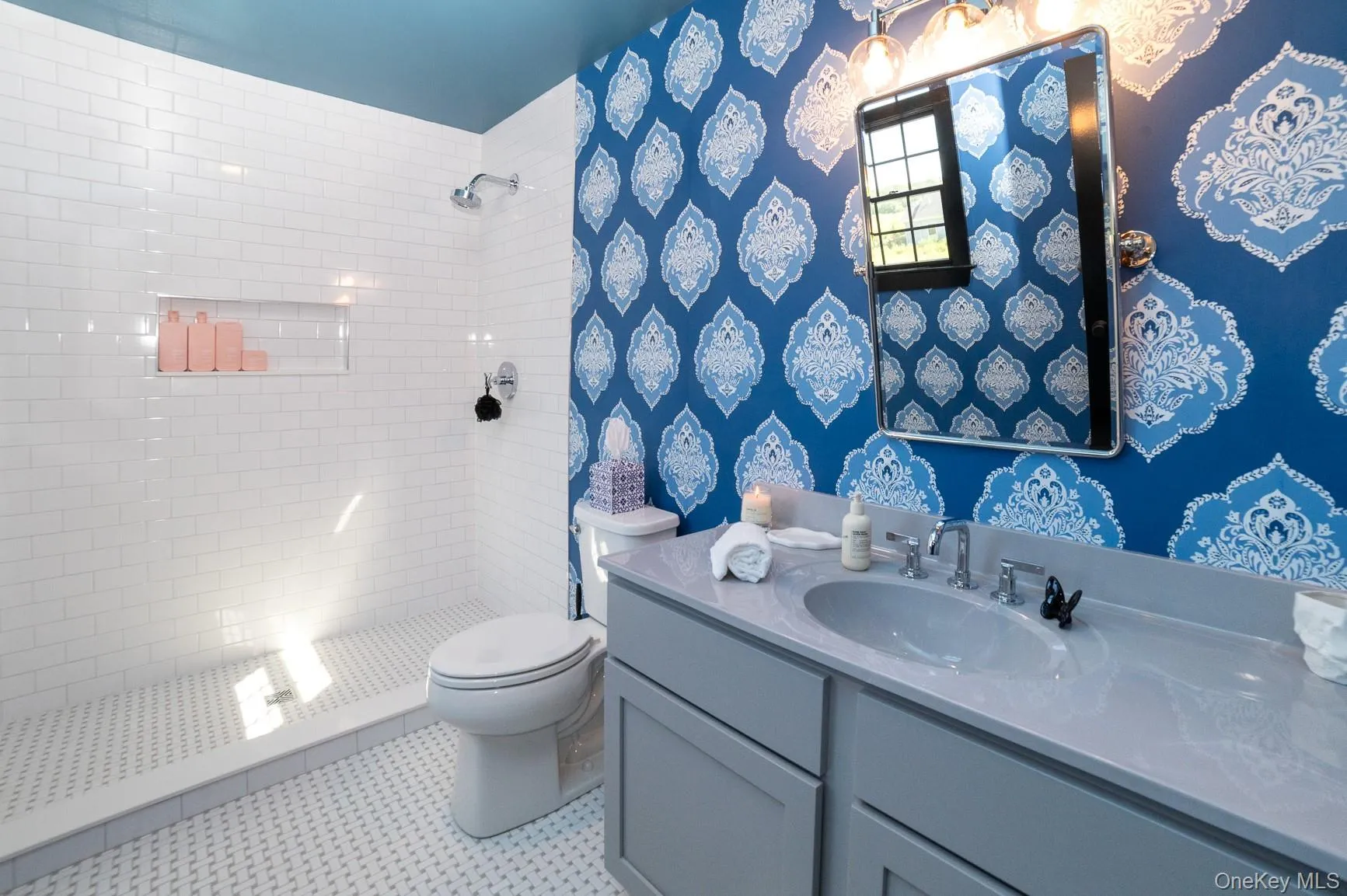 70 Arshamomaque Avenue, Southold, NY, 4 Bedrooms Bedrooms, 9 Rooms Rooms,4 BathroomsBathrooms,Residential Lease,For Rent,Arshamomaque,0,966690 70 Arshamomaque Avenue, Southold, NY, 4 Bedrooms Bedrooms, 9 Rooms Rooms,4 BathroomsBathrooms,Residential Lease,For Rent,Arshamomaque,0,966690