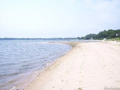 70 Arshamomaque Avenue, Southold, NY, 4 Bedrooms Bedrooms, 9 Rooms Rooms,4 BathroomsBathrooms,Residential Lease,For Rent,Arshamomaque,0,966690 70 Arshamomaque Avenue, Southold, NY, 4 Bedrooms Bedrooms, 9 Rooms Rooms,4 BathroomsBathrooms,Residential Lease,For Rent,Arshamomaque,0,966690