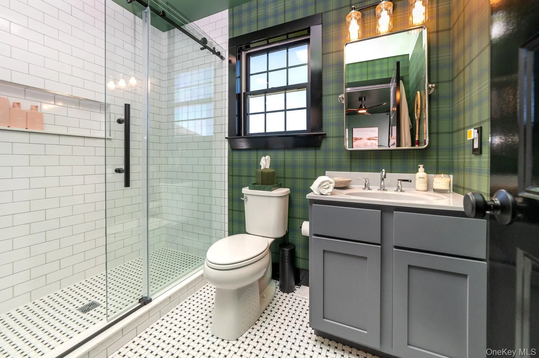70 Arshamomaque Avenue, Southold, NY, 4 Bedrooms Bedrooms, 9 Rooms Rooms,4 BathroomsBathrooms,Residential Lease,For Rent,Arshamomaque,0,966690 70 Arshamomaque Avenue, Southold, NY, 4 Bedrooms Bedrooms, 9 Rooms Rooms,4 BathroomsBathrooms,Residential Lease,For Rent,Arshamomaque,0,966690