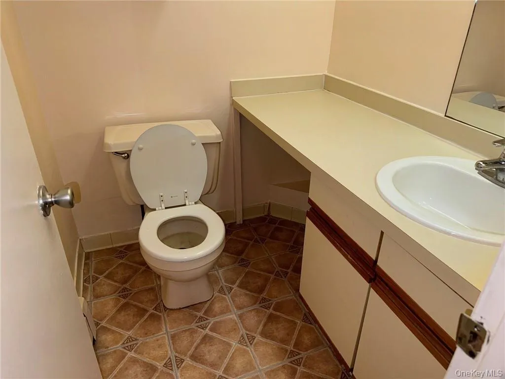 POWDER RM ON 1ST FLR POWDER RM ON 1ST FLR