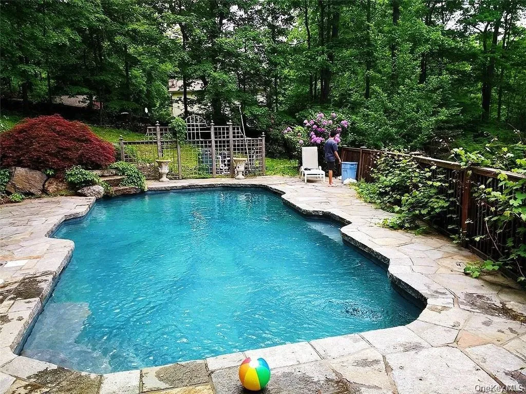 194 Westchester Avenue, Pound Ridge, NY, 3 Bedrooms Bedrooms, 7 Rooms Rooms,3 BathroomsBathrooms,Residential Lease,For Rent,Westchester,0,966745 194 Westchester Avenue, Pound Ridge, NY, 3 Bedrooms Bedrooms, 7 Rooms Rooms,3 BathroomsBathrooms,Residential Lease,For Rent,Westchester,0,966745