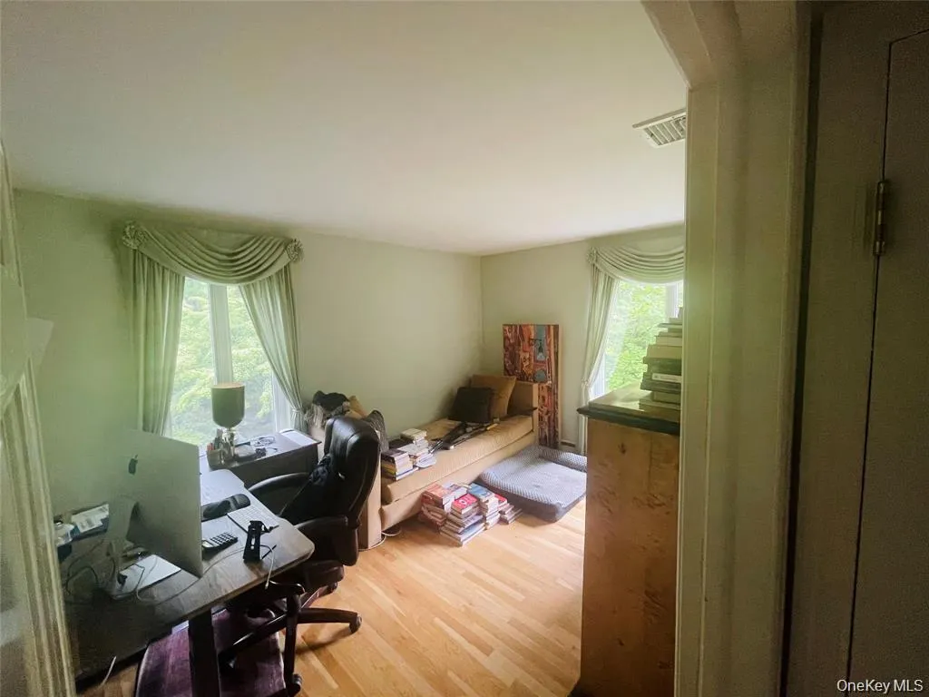 Photo from former tenant Photo from former tenant