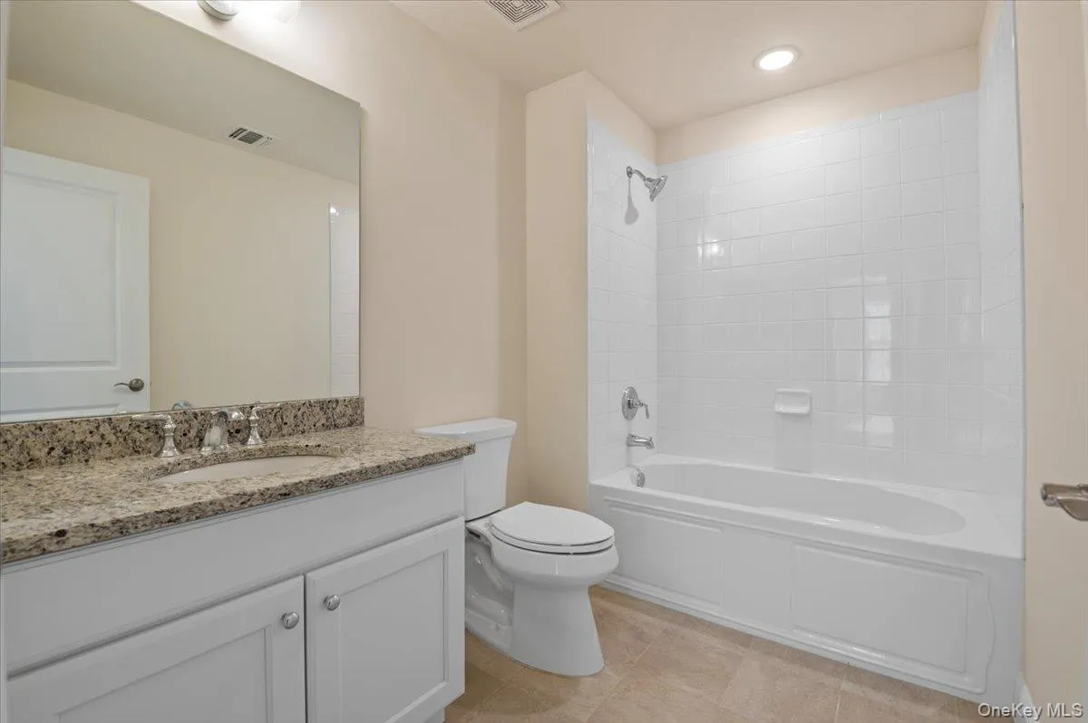 4 Steven Circle, Huntington, NY, 2 Bedrooms Bedrooms, 7 Rooms Rooms,2 BathroomsBathrooms,Residential,For Rent,Steven,0,966778 4 Steven Circle, Huntington, NY, 2 Bedrooms Bedrooms, 7 Rooms Rooms,2 BathroomsBathrooms,Residential,For Rent,Steven,0,966778