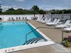 4 Steven Circle, Huntington, NY, 2 Bedrooms Bedrooms, 7 Rooms Rooms,2 BathroomsBathrooms,Residential,For Rent,Steven,0,966778 4 Steven Circle, Huntington, NY, 2 Bedrooms Bedrooms, 7 Rooms Rooms,2 BathroomsBathrooms,Residential,For Rent,Steven,0,966778