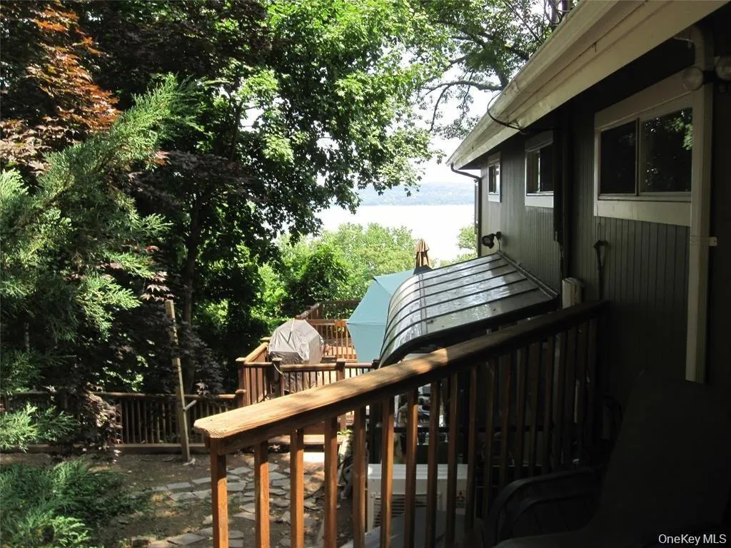 909 Route 9W, Orangetown, NY, 1 Bedroom Bedrooms, 2 Rooms Rooms,1 BathroomBathrooms,Residential Lease,For Rent,Route 9W,0,966780 909 Route 9W, Orangetown, NY, 1 Bedroom Bedrooms, 2 Rooms Rooms,1 BathroomBathrooms,Residential Lease,For Rent,Route 9W,0,966780