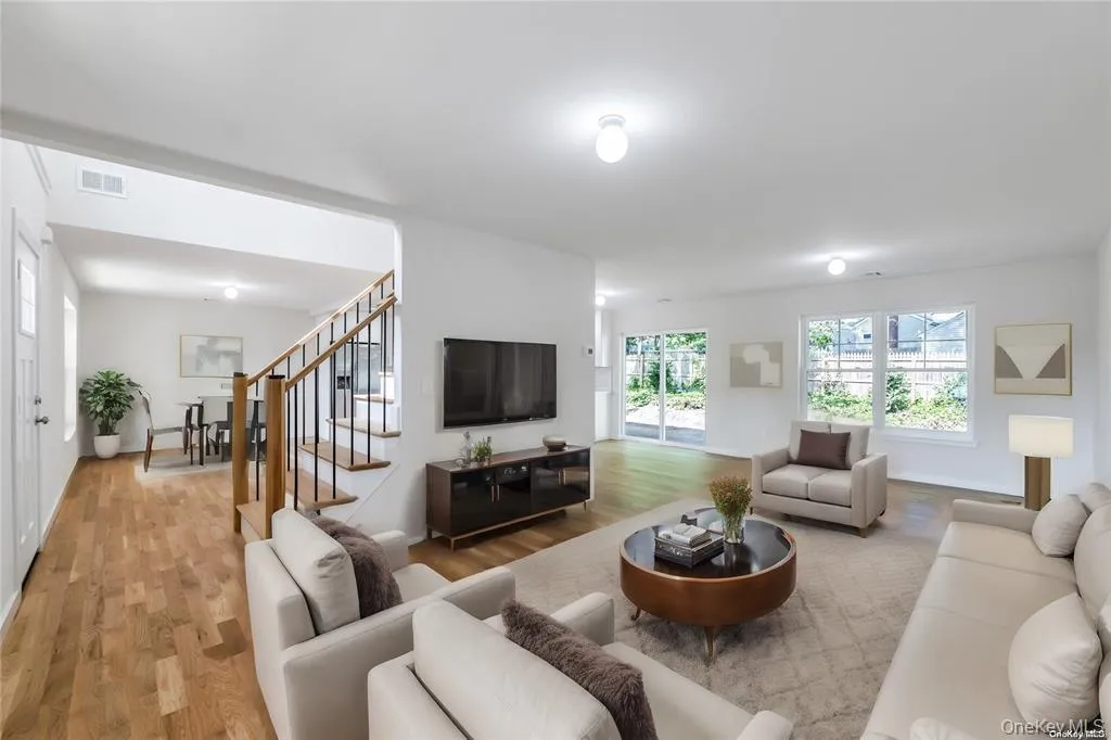 0 St James Street, Brookhaven, NY, 4 Bedrooms Bedrooms, 8 Rooms Rooms,2 BathroomsBathrooms,Residential,For Rent,St James,0,966823 0 St James Street, Brookhaven, NY, 4 Bedrooms Bedrooms, 8 Rooms Rooms,2 BathroomsBathrooms,Residential,For Rent,St James,0,966823