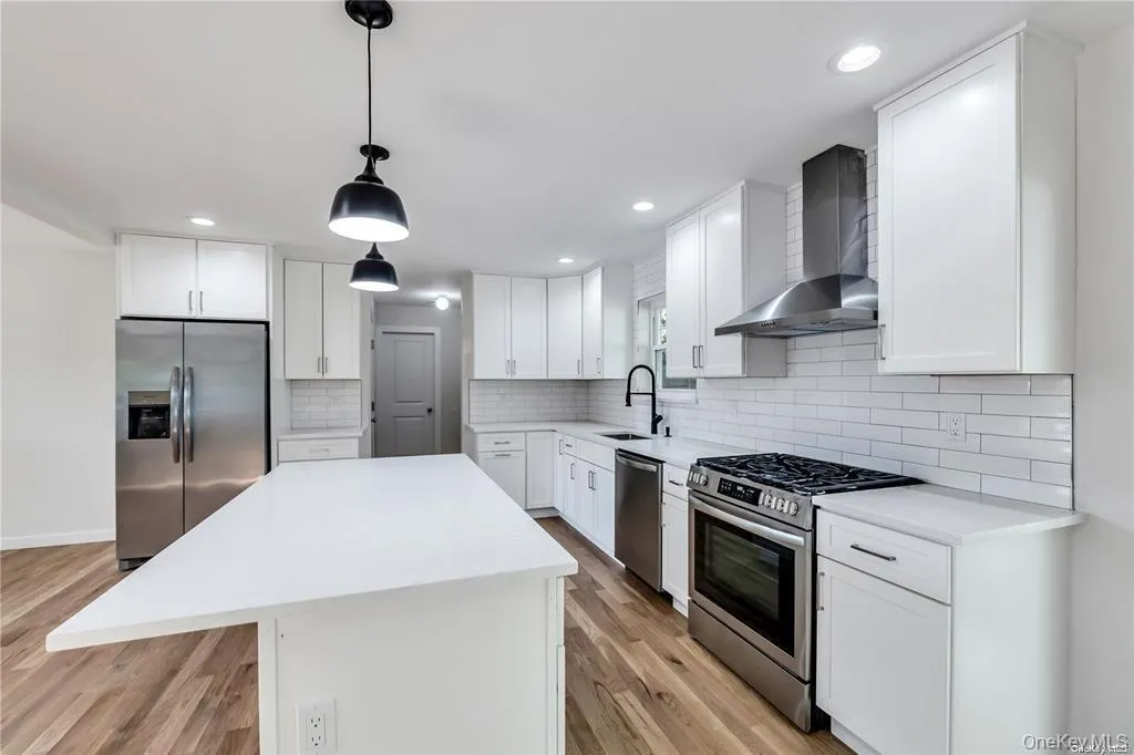 0 St James Street, Brookhaven, NY, 4 Bedrooms Bedrooms, 8 Rooms Rooms,2 BathroomsBathrooms,Residential,For Rent,St James,0,966823 0 St James Street, Brookhaven, NY, 4 Bedrooms Bedrooms, 8 Rooms Rooms,2 BathroomsBathrooms,Residential,For Rent,St James,0,966823