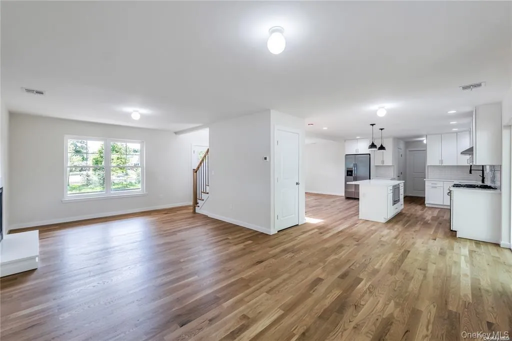 0 St James Street, Brookhaven, NY, 4 Bedrooms Bedrooms, 8 Rooms Rooms,2 BathroomsBathrooms,Residential,For Rent,St James,0,966823 0 St James Street, Brookhaven, NY, 4 Bedrooms Bedrooms, 8 Rooms Rooms,2 BathroomsBathrooms,Residential,For Rent,St James,0,966823