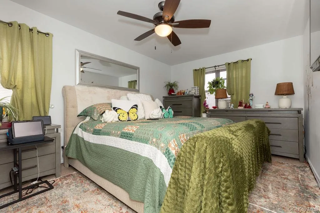 30 Fleetwood Avenue, Mount Vernon, NY, 2 Bedrooms Bedrooms, 4 Rooms Rooms,1 BathroomBathrooms,Residential,For Rent,Fleetwood,0,KEY966833 30 Fleetwood Avenue, Mount Vernon, NY, 2 Bedrooms Bedrooms, 4 Rooms Rooms,1 BathroomBathrooms,Residential,For Rent,Fleetwood,0,KEY966833