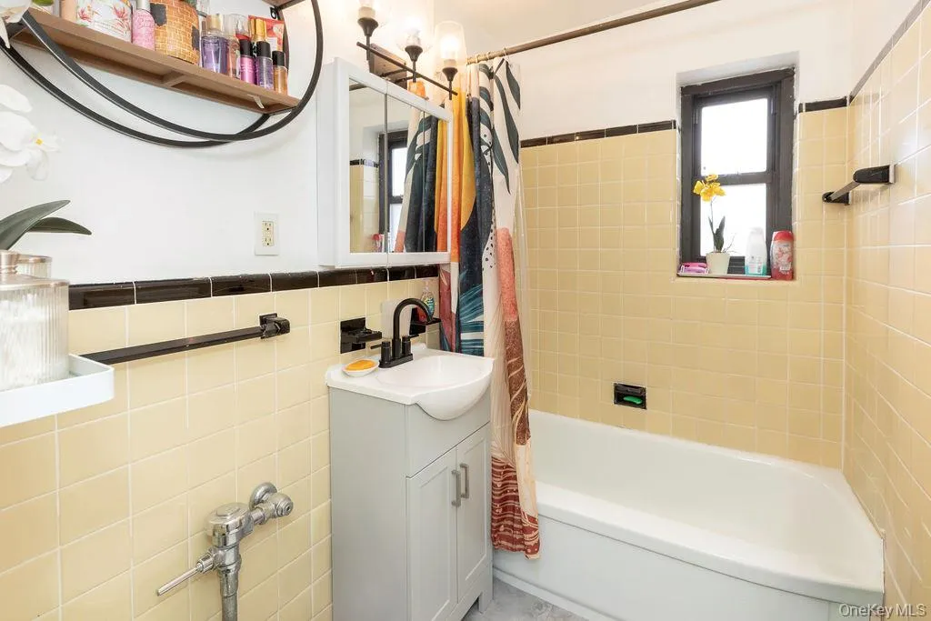 Bathroom Bathroom