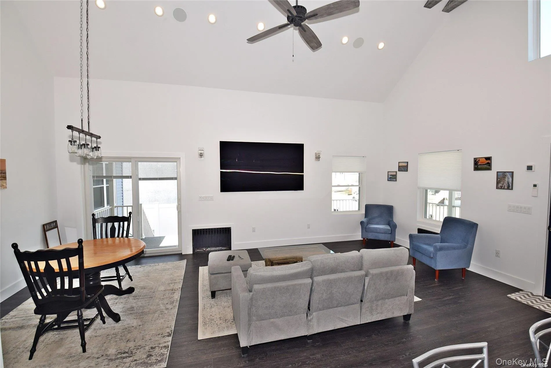 68 Daytona Street, Hempstead, NY, 3 Bedrooms Bedrooms, 6 Rooms Rooms,2 BathroomsBathrooms,Residential Lease,For Rent,Daytona,0,966842 68 Daytona Street, Hempstead, NY, 3 Bedrooms Bedrooms, 6 Rooms Rooms,2 BathroomsBathrooms,Residential Lease,For Rent,Daytona,0,966842