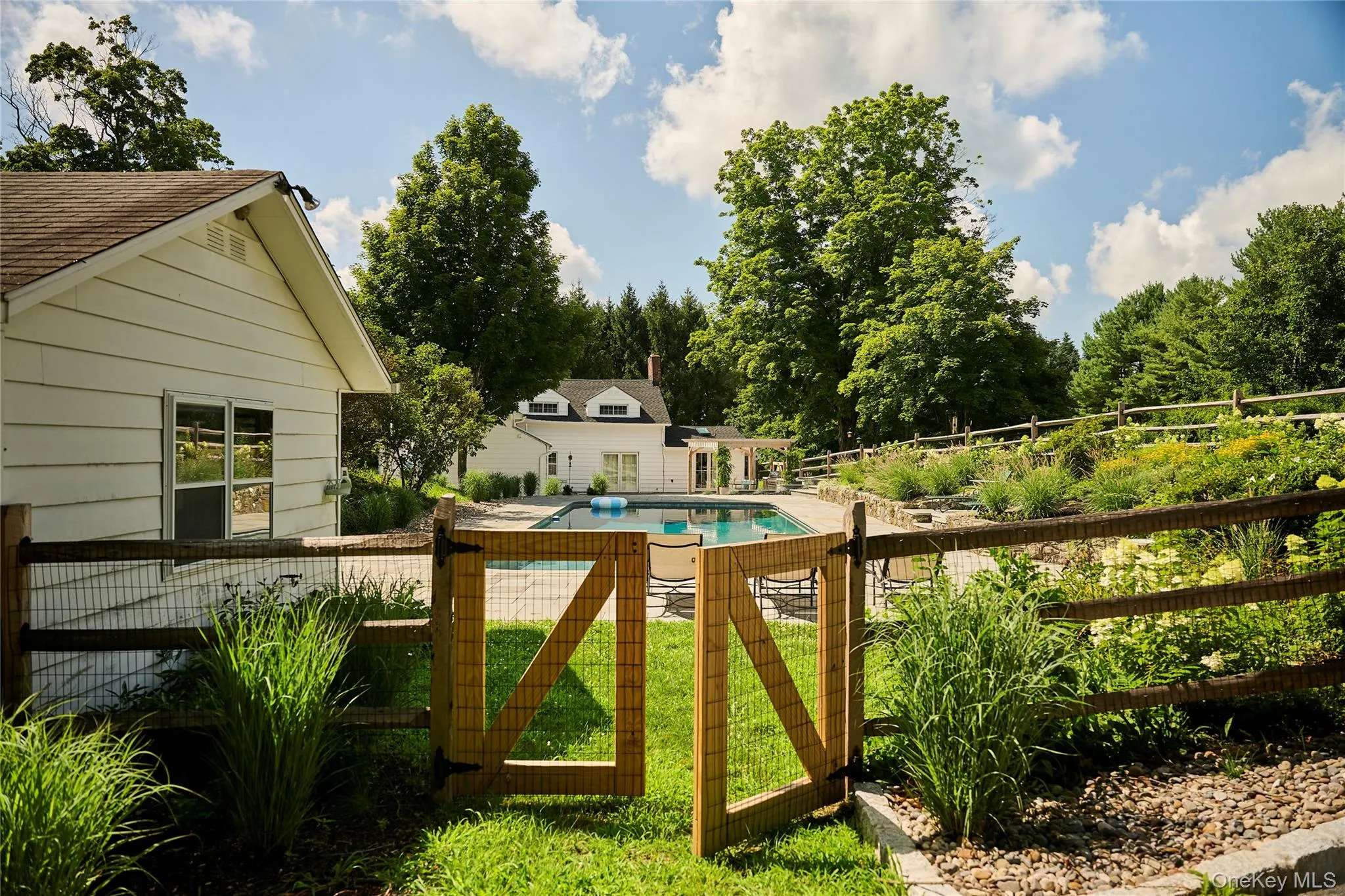 41 Seelbach Lane, Hyde Park, NY, 5 Bedrooms Bedrooms, 8 Rooms Rooms,2 BathroomsBathrooms,Residential Lease,For Rent,Seelbach,0,966853 41 Seelbach Lane, Hyde Park, NY, 5 Bedrooms Bedrooms, 8 Rooms Rooms,2 BathroomsBathrooms,Residential Lease,For Rent,Seelbach,0,966853