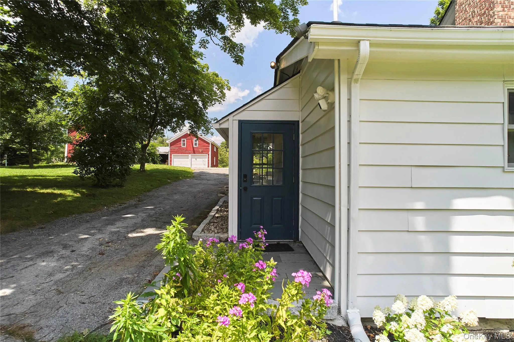 41 Seelbach Lane, Hyde Park, NY, 5 Bedrooms Bedrooms, 8 Rooms Rooms,2 BathroomsBathrooms,Residential Lease,For Rent,Seelbach,0,966853 41 Seelbach Lane, Hyde Park, NY, 5 Bedrooms Bedrooms, 8 Rooms Rooms,2 BathroomsBathrooms,Residential Lease,For Rent,Seelbach,0,966853