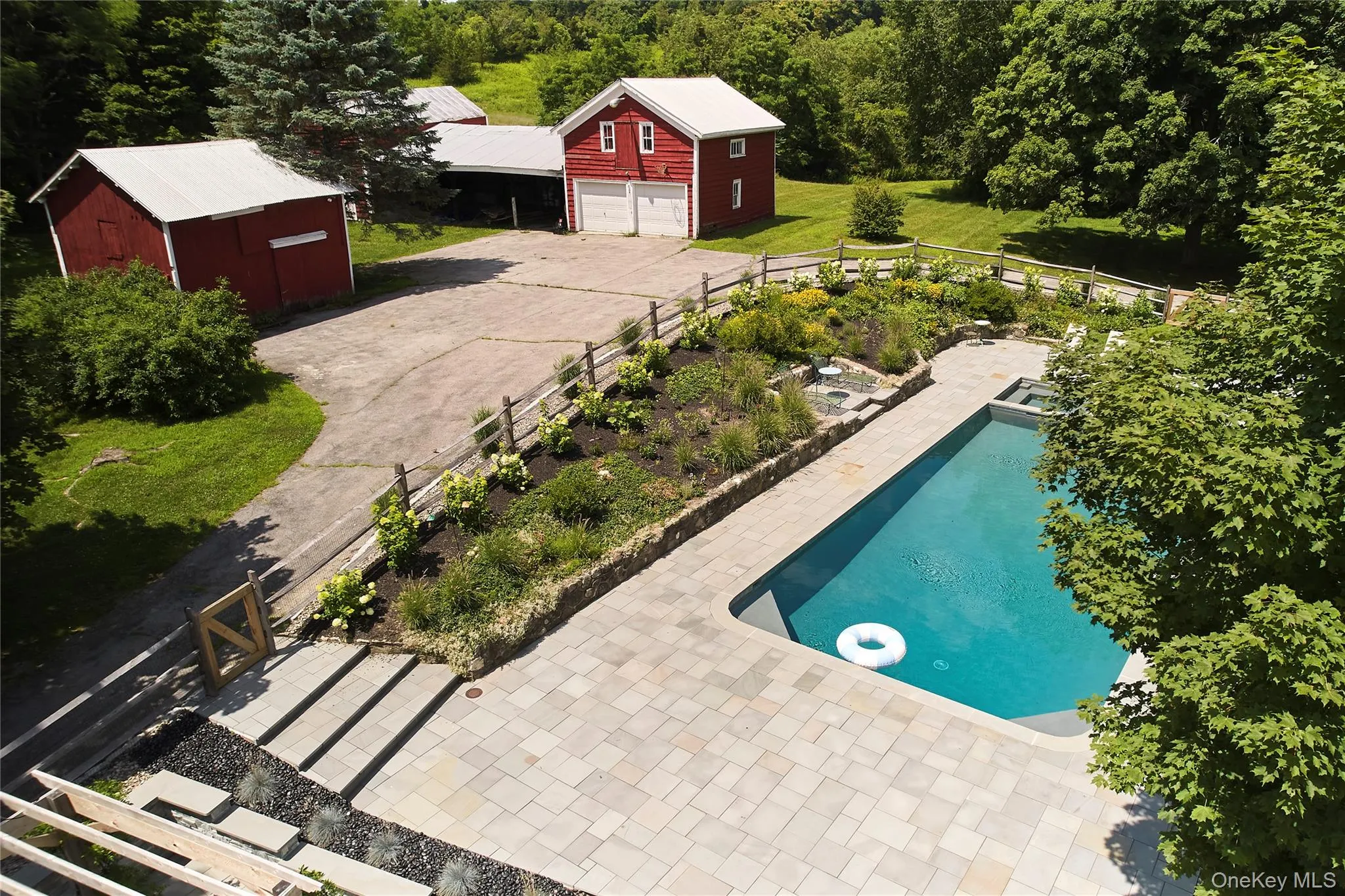 41 Seelbach Lane, Hyde Park, NY, 5 Bedrooms Bedrooms, 8 Rooms Rooms,2 BathroomsBathrooms,Residential Lease,For Rent,Seelbach,0,966853 41 Seelbach Lane, Hyde Park, NY, 5 Bedrooms Bedrooms, 8 Rooms Rooms,2 BathroomsBathrooms,Residential Lease,For Rent,Seelbach,0,966853