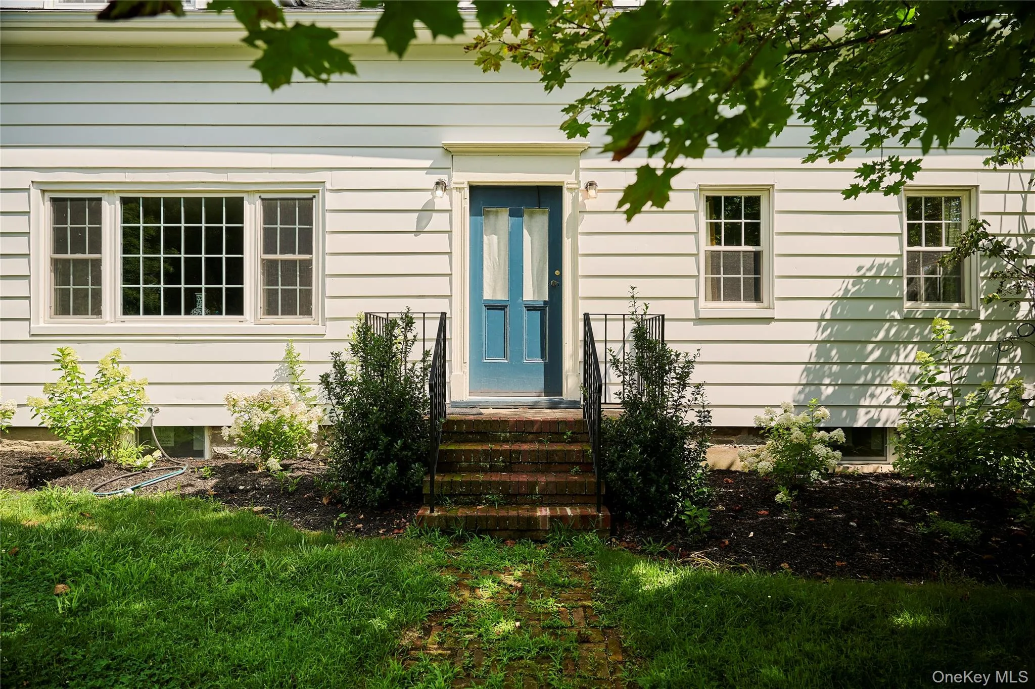 41 Seelbach Lane, Hyde Park, NY, 5 Bedrooms Bedrooms, 8 Rooms Rooms,2 BathroomsBathrooms,Residential Lease,For Rent,Seelbach,0,966853 41 Seelbach Lane, Hyde Park, NY, 5 Bedrooms Bedrooms, 8 Rooms Rooms,2 BathroomsBathrooms,Residential Lease,For Rent,Seelbach,0,966853