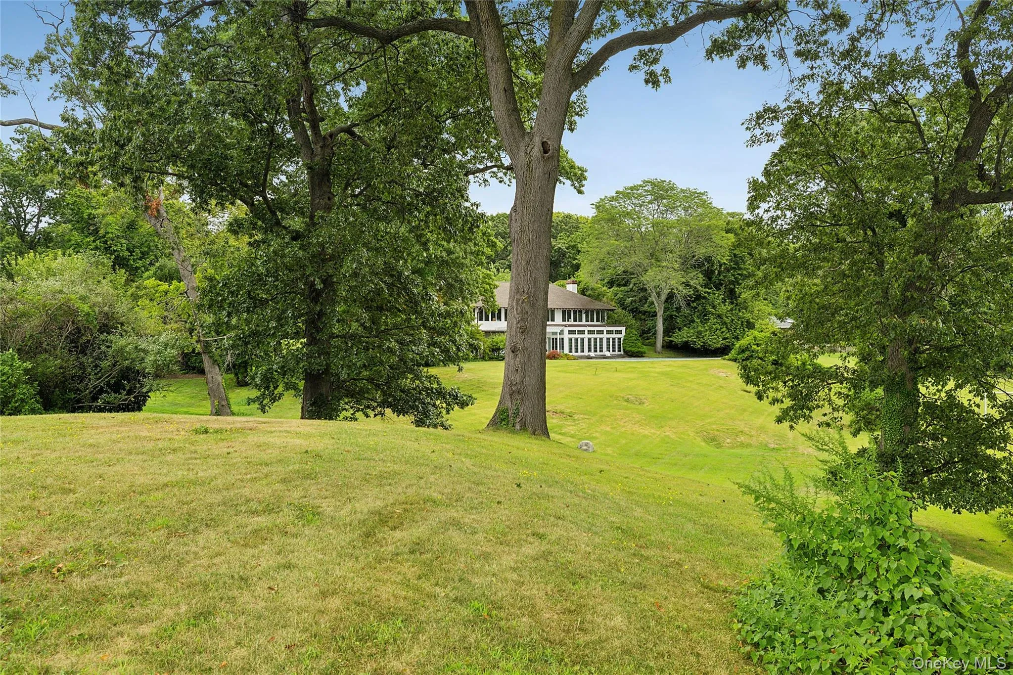 45 Cedar Lane, North Hempstead, NY, 5 Bedrooms Bedrooms, 12 Rooms Rooms,4 BathroomsBathrooms,Residential,For Rent,Cedar,0,966855 45 Cedar Lane, North Hempstead, NY, 5 Bedrooms Bedrooms, 12 Rooms Rooms,4 BathroomsBathrooms,Residential,For Rent,Cedar,0,966855