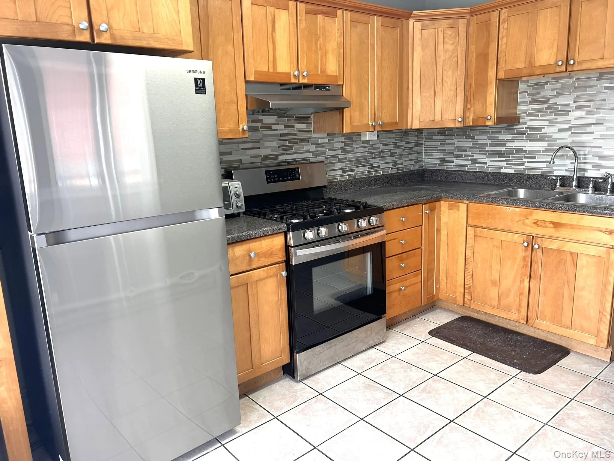 2 Raymond Avenue, Poughkeepsie (town), NY, 1 Bedroom Bedrooms, 4 Rooms Rooms,1 BathroomBathrooms,Residential Lease,For Rent,Raymond,0,966867 2 Raymond Avenue, Poughkeepsie (town), NY, 1 Bedroom Bedrooms, 4 Rooms Rooms,1 BathroomBathrooms,Residential Lease,For Rent,Raymond,0,966867