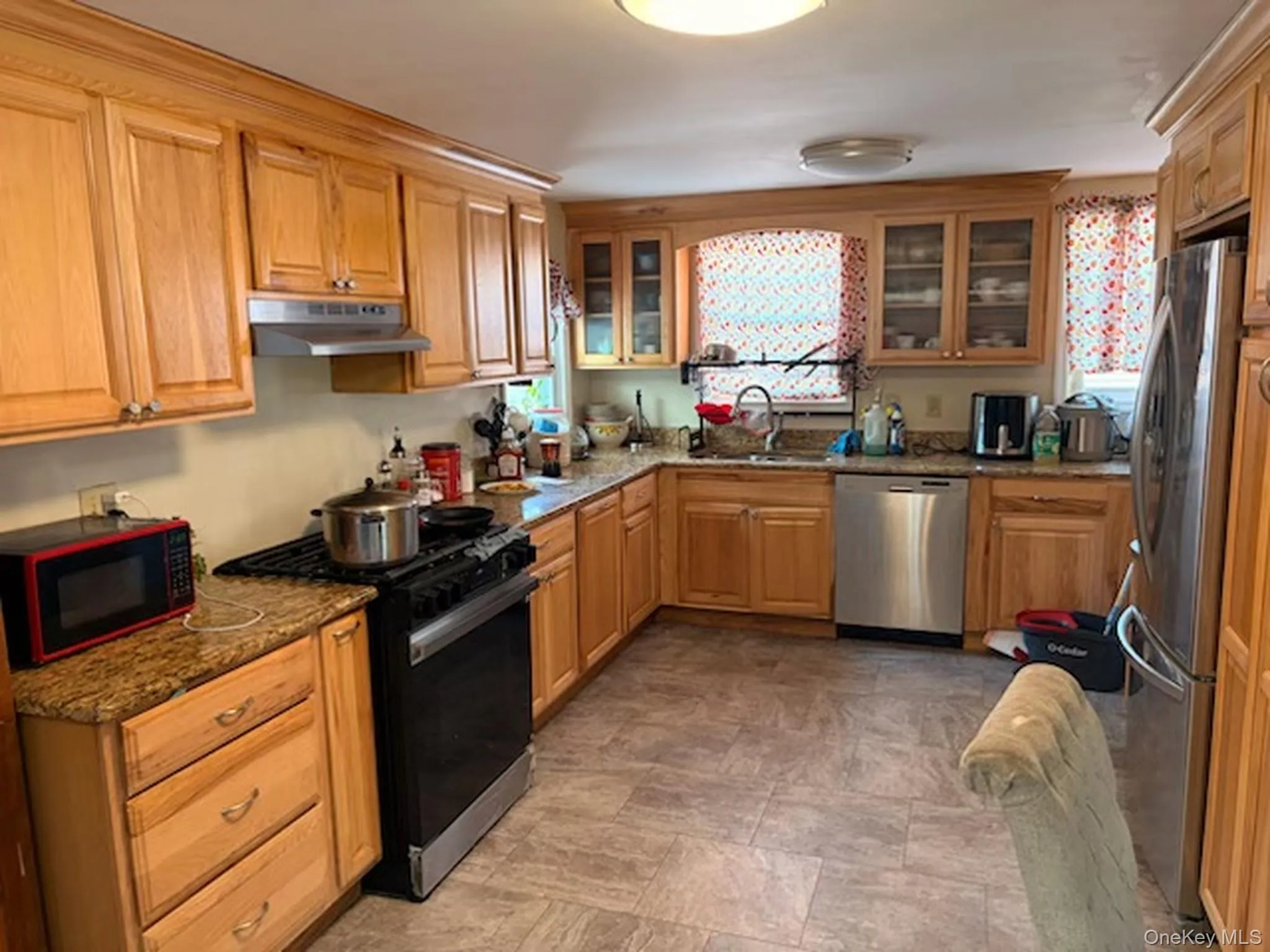 16 Lark Street, Blooming Grove, NY, 3 Bedrooms Bedrooms, 6 Rooms Rooms,1 BathroomBathrooms,Residential Lease,For Rent,Lark,0,966906 16 Lark Street, Blooming Grove, NY, 3 Bedrooms Bedrooms, 6 Rooms Rooms,1 BathroomBathrooms,Residential Lease,For Rent,Lark,0,966906