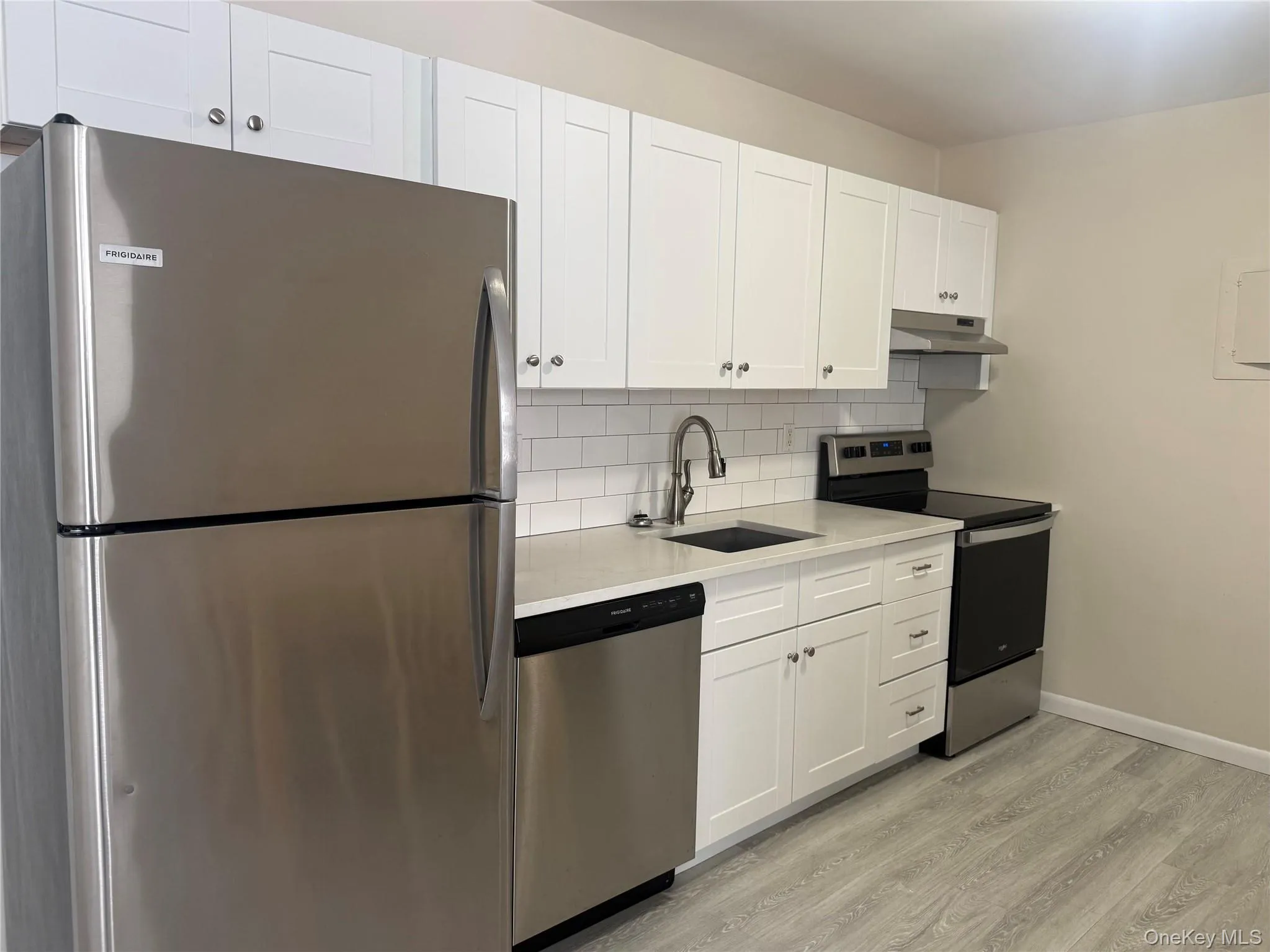 3 Toms Point Lane, North Hempstead, NY, 2 Bedrooms Bedrooms, 4 Rooms Rooms,1 BathroomBathrooms,Residential Lease,For Rent,Toms Point,0,966917 3 Toms Point Lane, North Hempstead, NY, 2 Bedrooms Bedrooms, 4 Rooms Rooms,1 BathroomBathrooms,Residential Lease,For Rent,Toms Point,0,966917