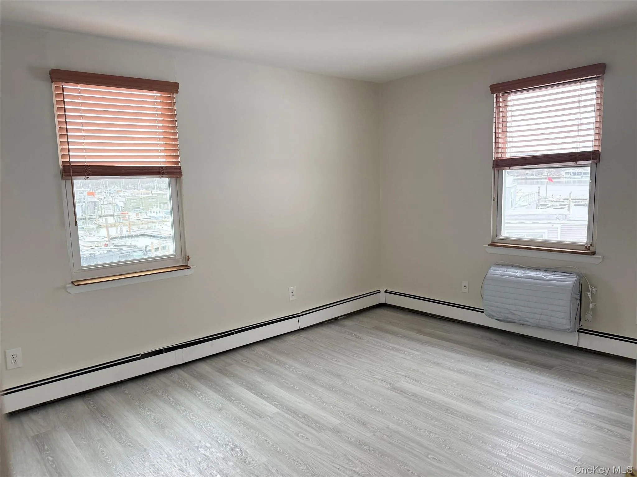 3 Toms Point Lane, North Hempstead, NY, 2 Bedrooms Bedrooms, 4 Rooms Rooms,1 BathroomBathrooms,Residential Lease,For Rent,Toms Point,0,966917 3 Toms Point Lane, North Hempstead, NY, 2 Bedrooms Bedrooms, 4 Rooms Rooms,1 BathroomBathrooms,Residential Lease,For Rent,Toms Point,0,966917