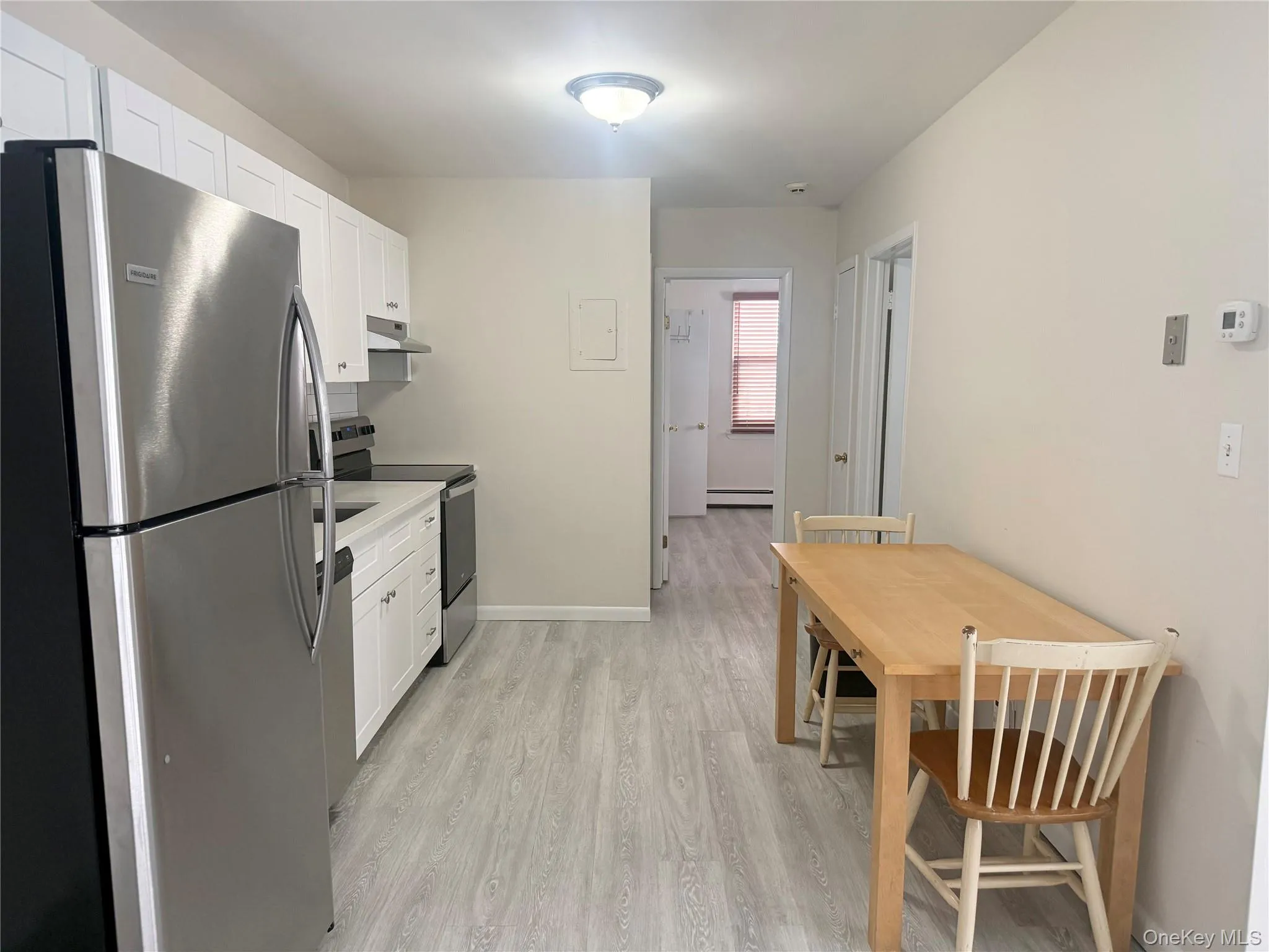 3 Toms Point Lane, North Hempstead, NY, 2 Bedrooms Bedrooms, 4 Rooms Rooms,1 BathroomBathrooms,Residential Lease,For Rent,Toms Point,0,966917 3 Toms Point Lane, North Hempstead, NY, 2 Bedrooms Bedrooms, 4 Rooms Rooms,1 BathroomBathrooms,Residential Lease,For Rent,Toms Point,0,966917