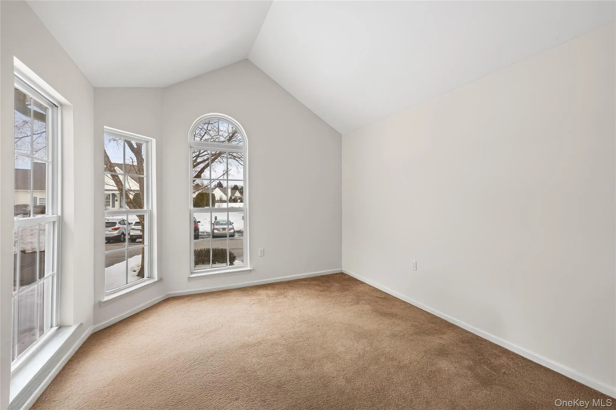 Bedroom with vaulted ceilings Bedroom with vaulted ceilings