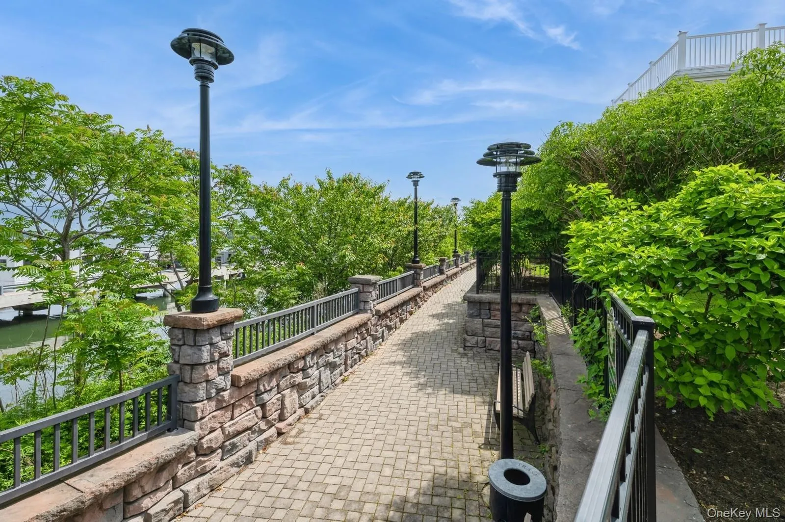 13 Island Point, New York, NY, 2 Bedrooms Bedrooms, 4 Rooms Rooms,2 BathroomsBathrooms,Residential,For Rent,Island,0,966927 13 Island Point, New York, NY, 2 Bedrooms Bedrooms, 4 Rooms Rooms,2 BathroomsBathrooms,Residential,For Rent,Island,0,966927