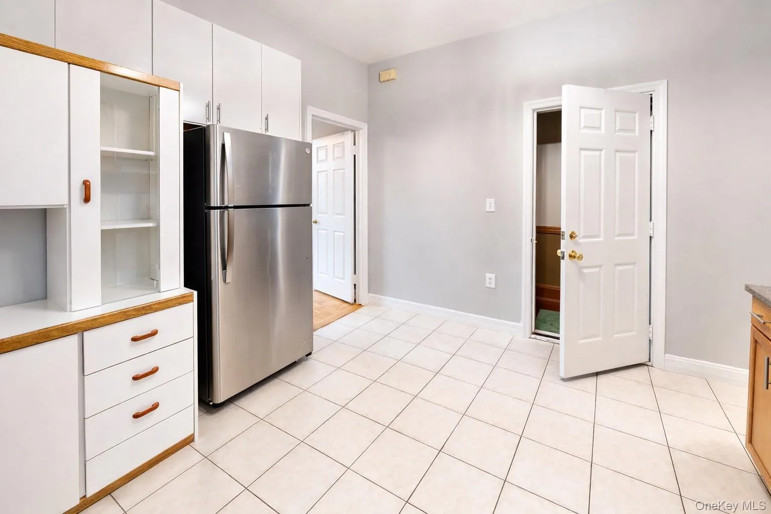 787 Woodward Avenue, New York, NY, 2 Bedrooms Bedrooms, 3 Rooms Rooms,1 BathroomBathrooms,Residential Lease,For Rent,Woodward,0,966950 787 Woodward Avenue, New York, NY, 2 Bedrooms Bedrooms, 3 Rooms Rooms,1 BathroomBathrooms,Residential Lease,For Rent,Woodward,0,966950