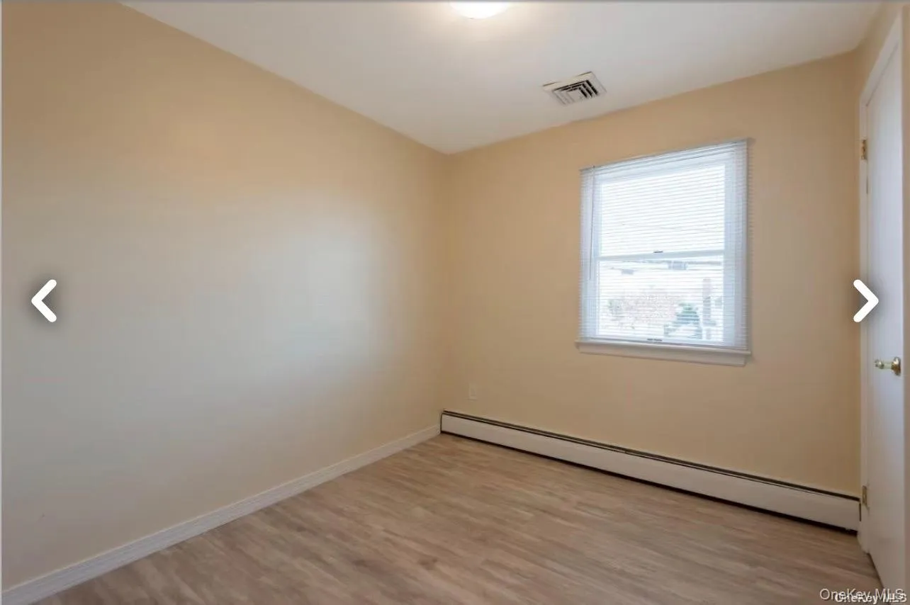 171 Roslyn Road, Hempstead, NY, 3 Bedrooms Bedrooms, 6 Rooms Rooms,1 BathroomBathrooms,Residential Lease,For Rent,Roslyn,0,966951 171 Roslyn Road, Hempstead, NY, 3 Bedrooms Bedrooms, 6 Rooms Rooms,1 BathroomBathrooms,Residential Lease,For Rent,Roslyn,0,966951