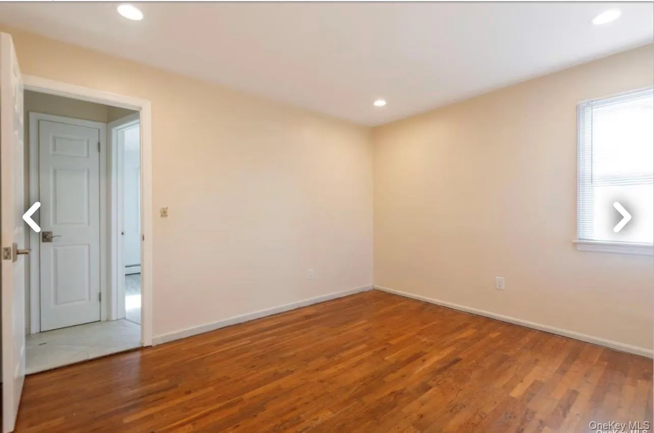 171 Roslyn Road, Hempstead, NY, 3 Bedrooms Bedrooms, 6 Rooms Rooms,1 BathroomBathrooms,Residential Lease,For Rent,Roslyn,0,966951 171 Roslyn Road, Hempstead, NY, 3 Bedrooms Bedrooms, 6 Rooms Rooms,1 BathroomBathrooms,Residential Lease,For Rent,Roslyn,0,966951