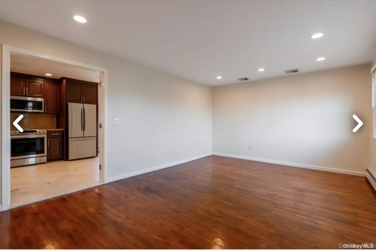 171 Roslyn Road, Hempstead, NY, 3 Bedrooms Bedrooms, 6 Rooms Rooms,1 BathroomBathrooms,Residential Lease,For Rent,Roslyn,0,966951 171 Roslyn Road, Hempstead, NY, 3 Bedrooms Bedrooms, 6 Rooms Rooms,1 BathroomBathrooms,Residential Lease,For Rent,Roslyn,0,966951