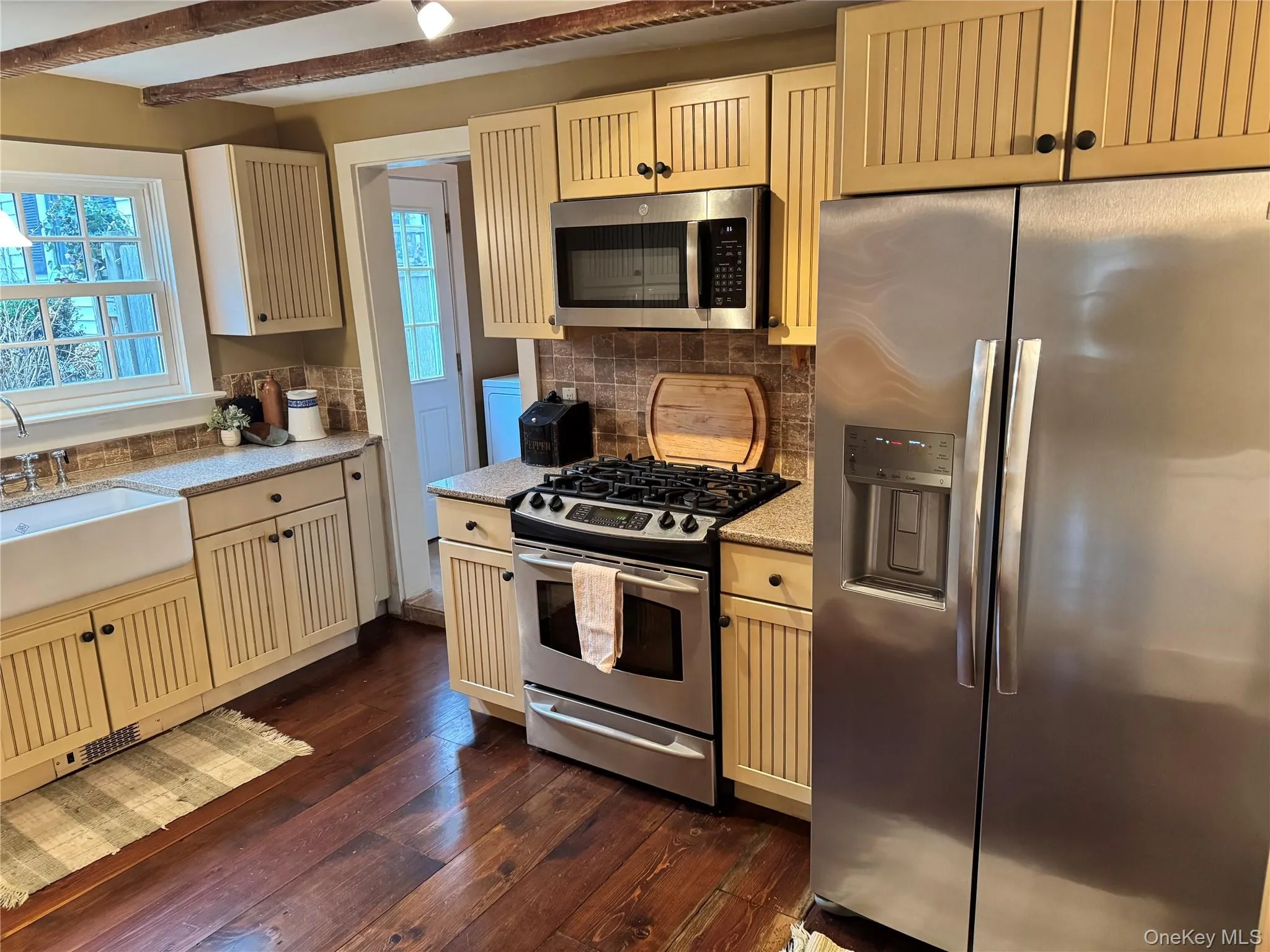 225 Christian Avenue, Brookhaven, NY, 2 Bedrooms Bedrooms, 5 Rooms Rooms,3 BathroomsBathrooms,Residential Lease,For Rent,Christian,0,966957 225 Christian Avenue, Brookhaven, NY, 2 Bedrooms Bedrooms, 5 Rooms Rooms,3 BathroomsBathrooms,Residential Lease,For Rent,Christian,0,966957