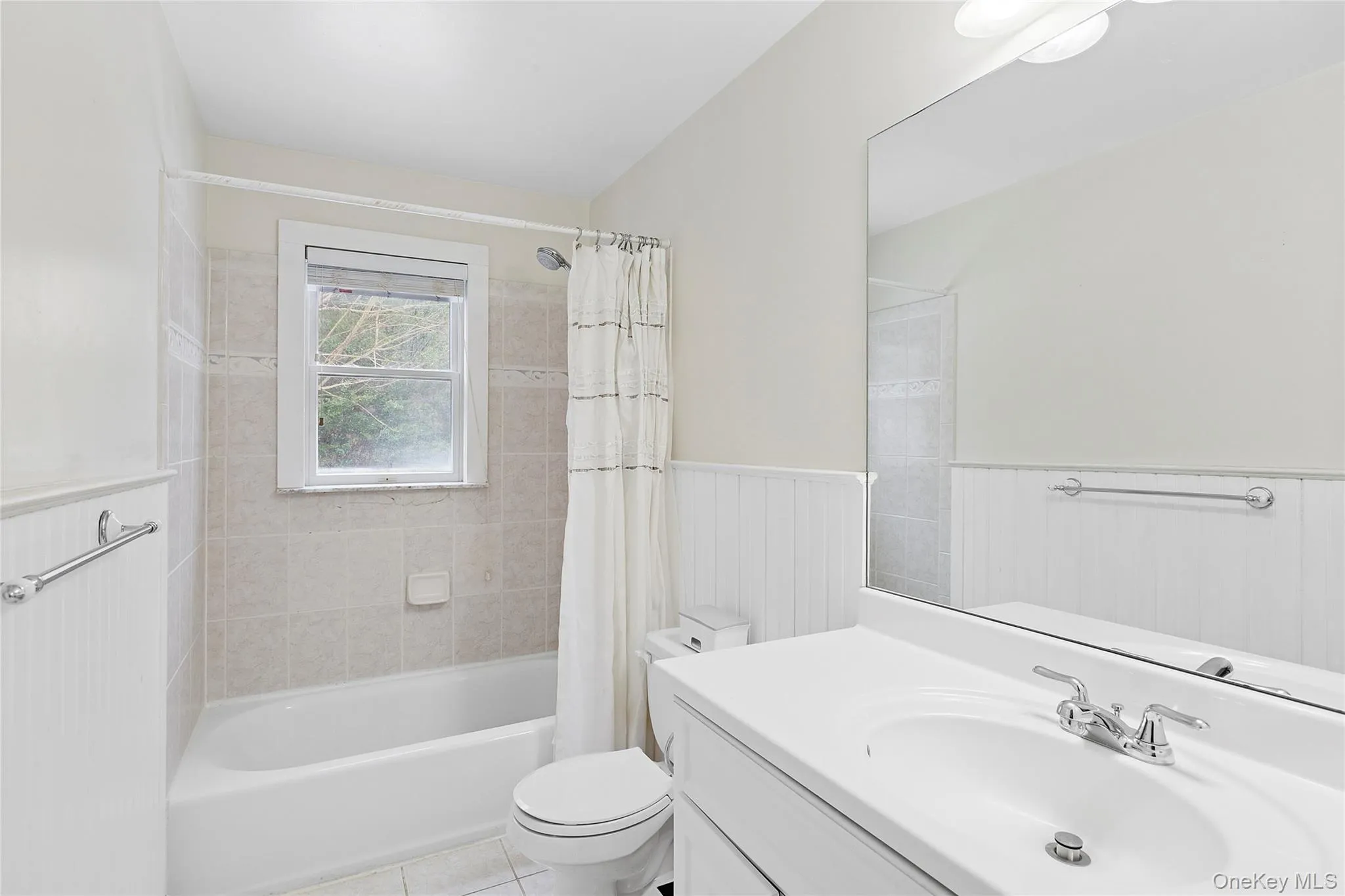 11 Valley Street, East Hampton, New York 11937