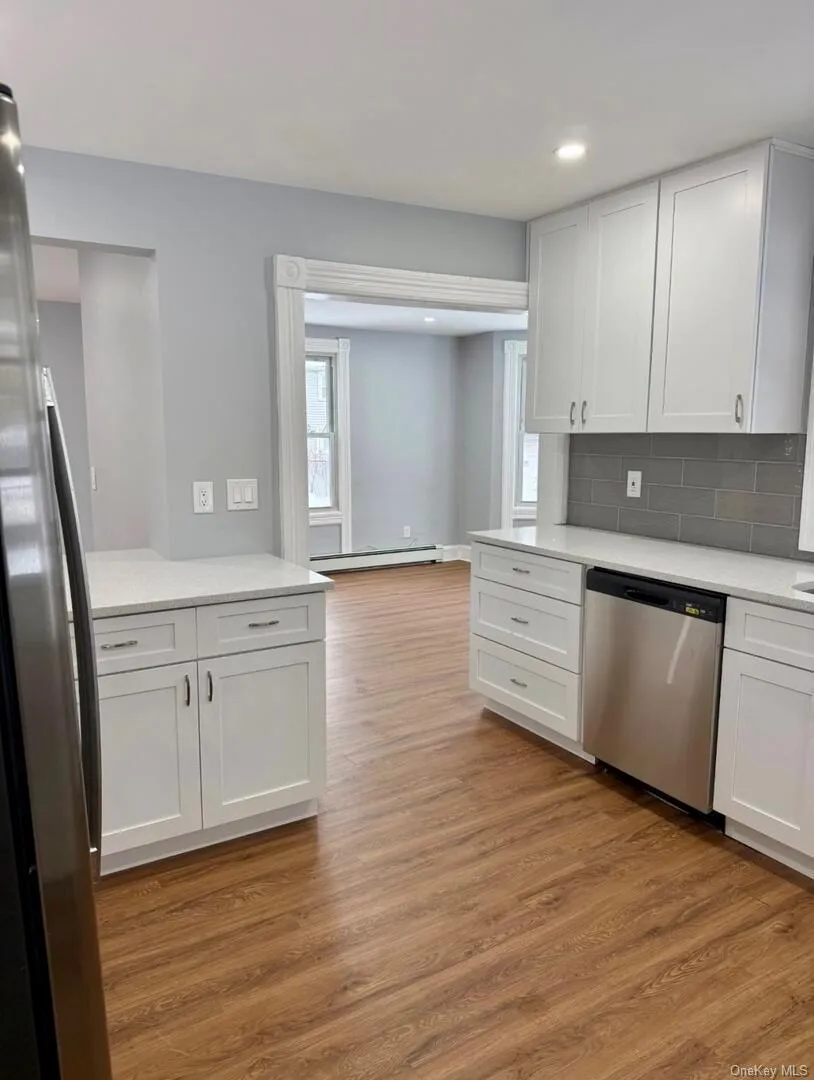 45 Garfield Street, Islip, NY, 3 Bedrooms Bedrooms, 6 Rooms Rooms,2 BathroomsBathrooms,Residential Lease,For Rent,Garfield,0,966964 45 Garfield Street, Islip, NY, 3 Bedrooms Bedrooms, 6 Rooms Rooms,2 BathroomsBathrooms,Residential Lease,For Rent,Garfield,0,966964