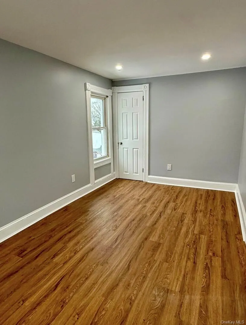 45 Garfield Street, Islip, NY, 3 Bedrooms Bedrooms, 6 Rooms Rooms,2 BathroomsBathrooms,Residential Lease,For Rent,Garfield,0,966964 45 Garfield Street, Islip, NY, 3 Bedrooms Bedrooms, 6 Rooms Rooms,2 BathroomsBathrooms,Residential Lease,For Rent,Garfield,0,966964
