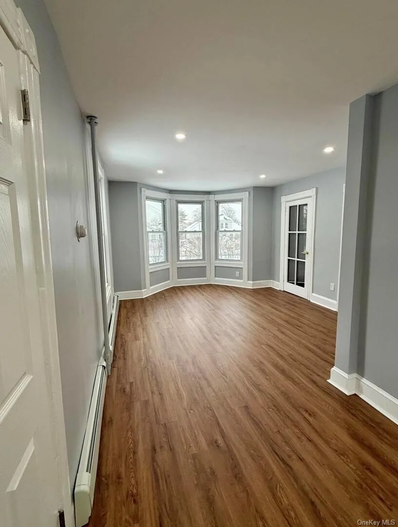 45 Garfield Street, Islip, NY, 3 Bedrooms Bedrooms, 6 Rooms Rooms,2 BathroomsBathrooms,Residential Lease,For Rent,Garfield,0,966964 45 Garfield Street, Islip, NY, 3 Bedrooms Bedrooms, 6 Rooms Rooms,2 BathroomsBathrooms,Residential Lease,For Rent,Garfield,0,966964