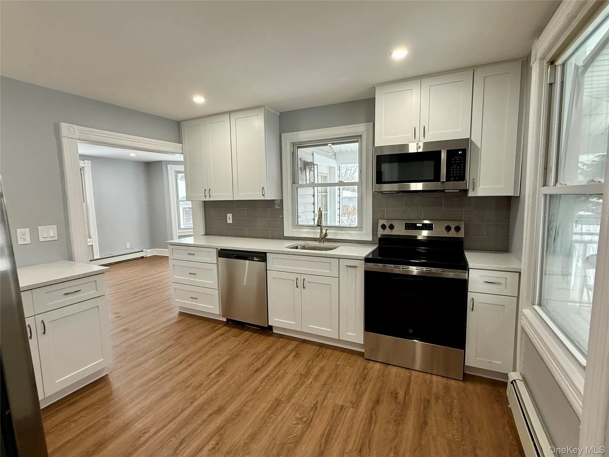 45 Garfield Street, Islip, NY, 3 Bedrooms Bedrooms, 6 Rooms Rooms,2 BathroomsBathrooms,Residential Lease,For Rent,Garfield,0,966964 45 Garfield Street, Islip, NY, 3 Bedrooms Bedrooms, 6 Rooms Rooms,2 BathroomsBathrooms,Residential Lease,For Rent,Garfield,0,966964