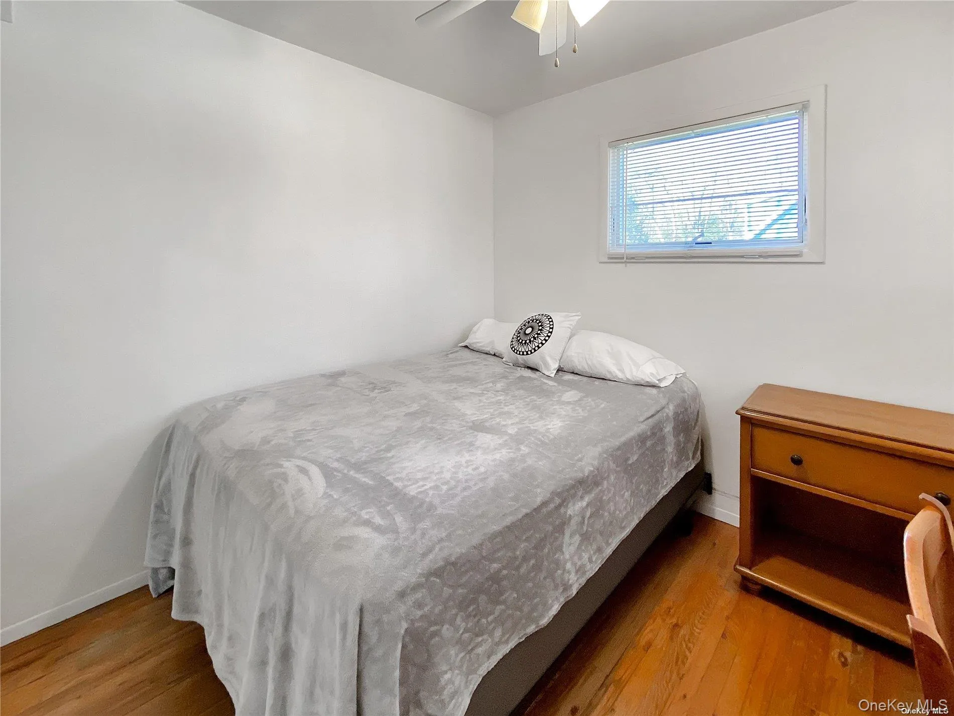 18 Old Riverhead Road, Southampton, NY, 3 Bedrooms Bedrooms, 5 Rooms Rooms,2 BathroomsBathrooms,Residential Lease,For Rent,Old Riverhead,0,966969 18 Old Riverhead Road, Southampton, NY, 3 Bedrooms Bedrooms, 5 Rooms Rooms,2 BathroomsBathrooms,Residential Lease,For Rent,Old Riverhead,0,966969