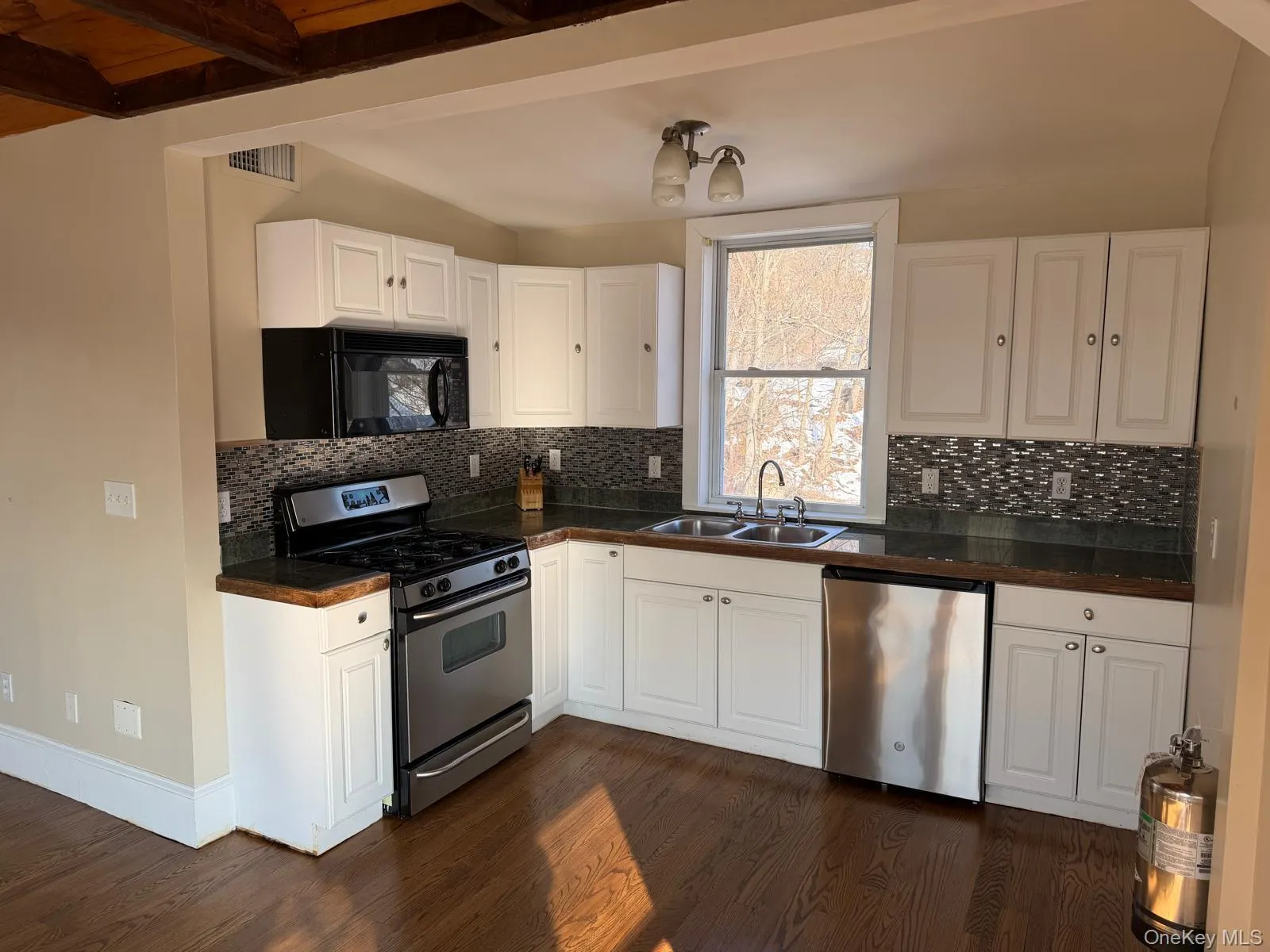 54 Broadway, Greenburgh, NY, ,Commercial Lease,For Rent,Broadway,0,966971 54 Broadway, Greenburgh, NY, ,Commercial Lease,For Rent,Broadway,0,966971