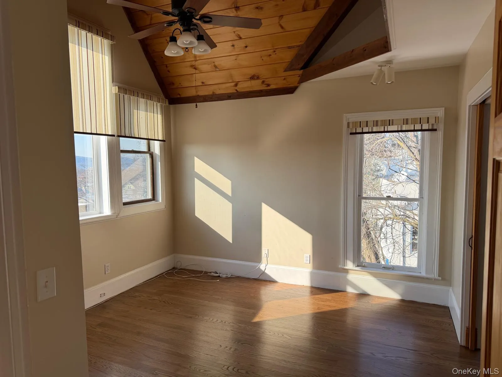 54 Broadway, Greenburgh, NY, ,Commercial Lease,For Rent,Broadway,0,966971 54 Broadway, Greenburgh, NY, ,Commercial Lease,For Rent,Broadway,0,966971