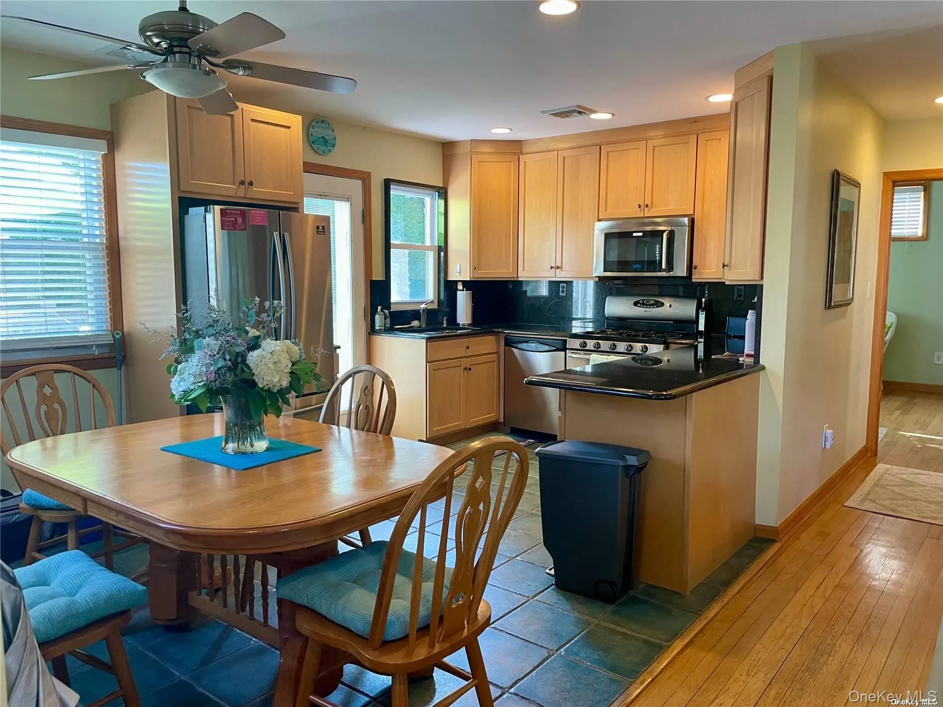 89 Lynbrook, Hempstead, NY, 3 Bedrooms Bedrooms, 8 Rooms Rooms,2 BathroomsBathrooms,Residential Lease,For Rent,Lynbrook,0,966988 89 Lynbrook, Hempstead, NY, 3 Bedrooms Bedrooms, 8 Rooms Rooms,2 BathroomsBathrooms,Residential Lease,For Rent,Lynbrook,0,966988