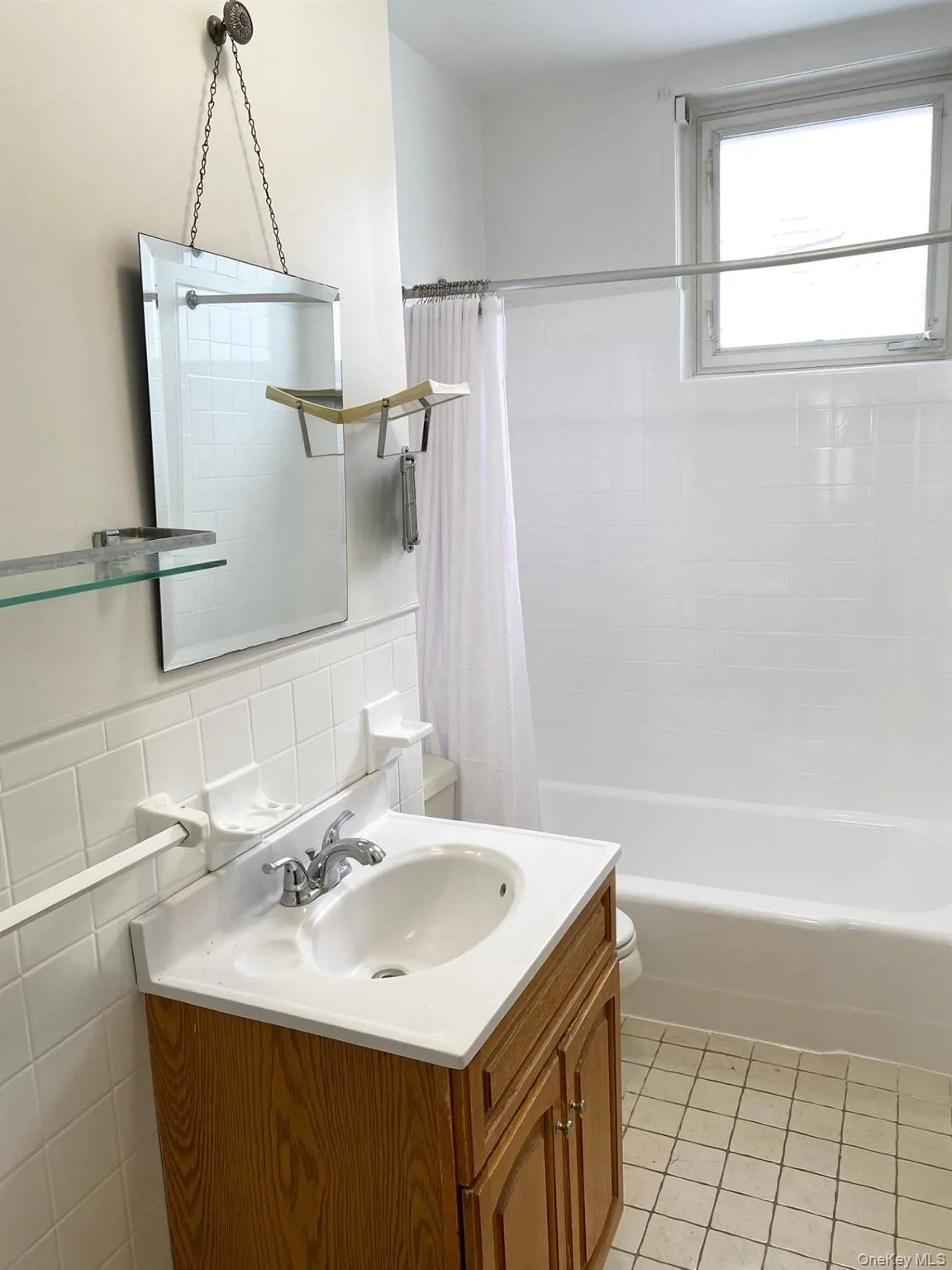 456 Broadway, Greenburgh, NY, 3 Bedrooms Bedrooms, 5 Rooms Rooms,2 BathroomsBathrooms,Residential Lease,For Rent,Broadway,0,966993 456 Broadway, Greenburgh, NY, 3 Bedrooms Bedrooms, 5 Rooms Rooms,2 BathroomsBathrooms,Residential Lease,For Rent,Broadway,0,966993