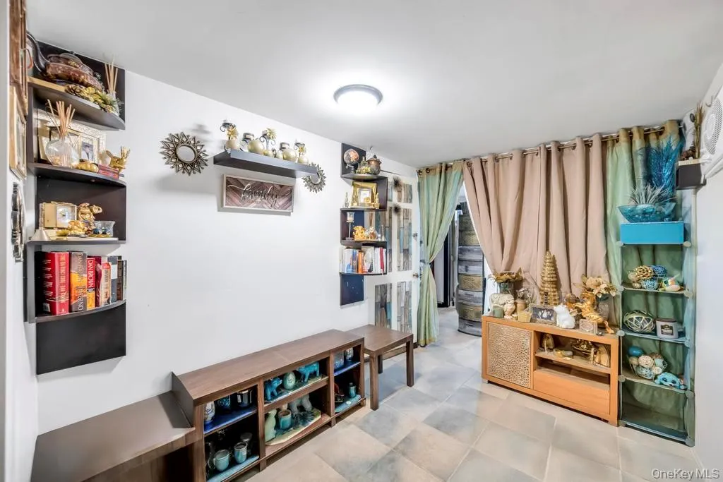 13 Crystal Street, Hempstead, NY, 4 Bedrooms Bedrooms, 7 Rooms Rooms,2 BathroomsBathrooms,Residential,For Rent,Crystal,0,967019 13 Crystal Street, Hempstead, NY, 4 Bedrooms Bedrooms, 7 Rooms Rooms,2 BathroomsBathrooms,Residential,For Rent,Crystal,0,967019
