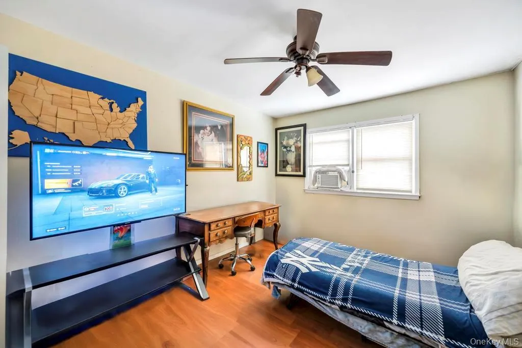 13 Crystal Street, Hempstead, NY, 4 Bedrooms Bedrooms, 7 Rooms Rooms,2 BathroomsBathrooms,Residential,For Rent,Crystal,0,967019 13 Crystal Street, Hempstead, NY, 4 Bedrooms Bedrooms, 7 Rooms Rooms,2 BathroomsBathrooms,Residential,For Rent,Crystal,0,967019