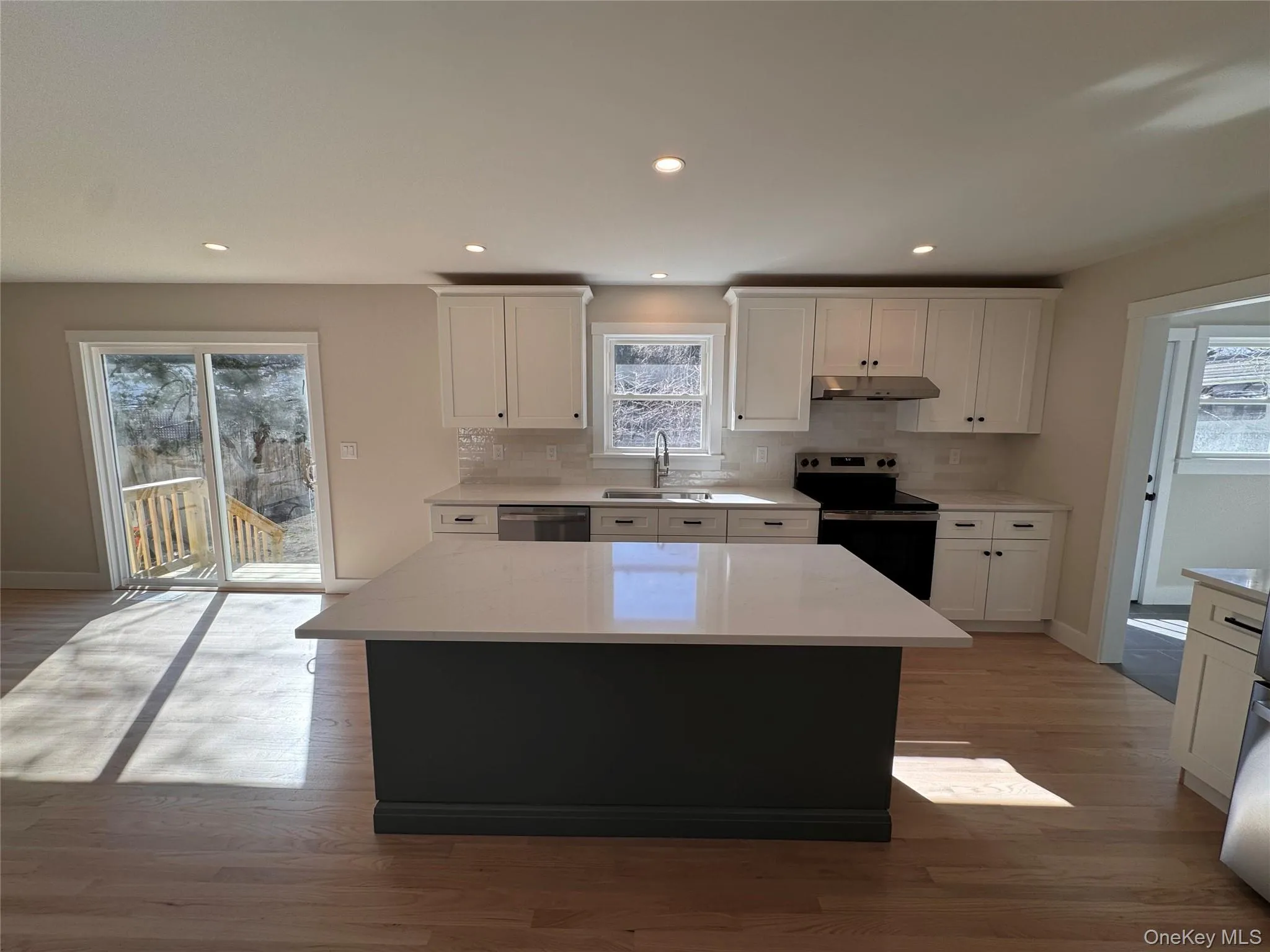 91 17th Street, Riverhead, NY, 4 Bedrooms Bedrooms, 8 Rooms Rooms,2 BathroomsBathrooms,Residential Lease,For Rent,17th,0,967053 91 17th Street, Riverhead, NY, 4 Bedrooms Bedrooms, 8 Rooms Rooms,2 BathroomsBathrooms,Residential Lease,For Rent,17th,0,967053