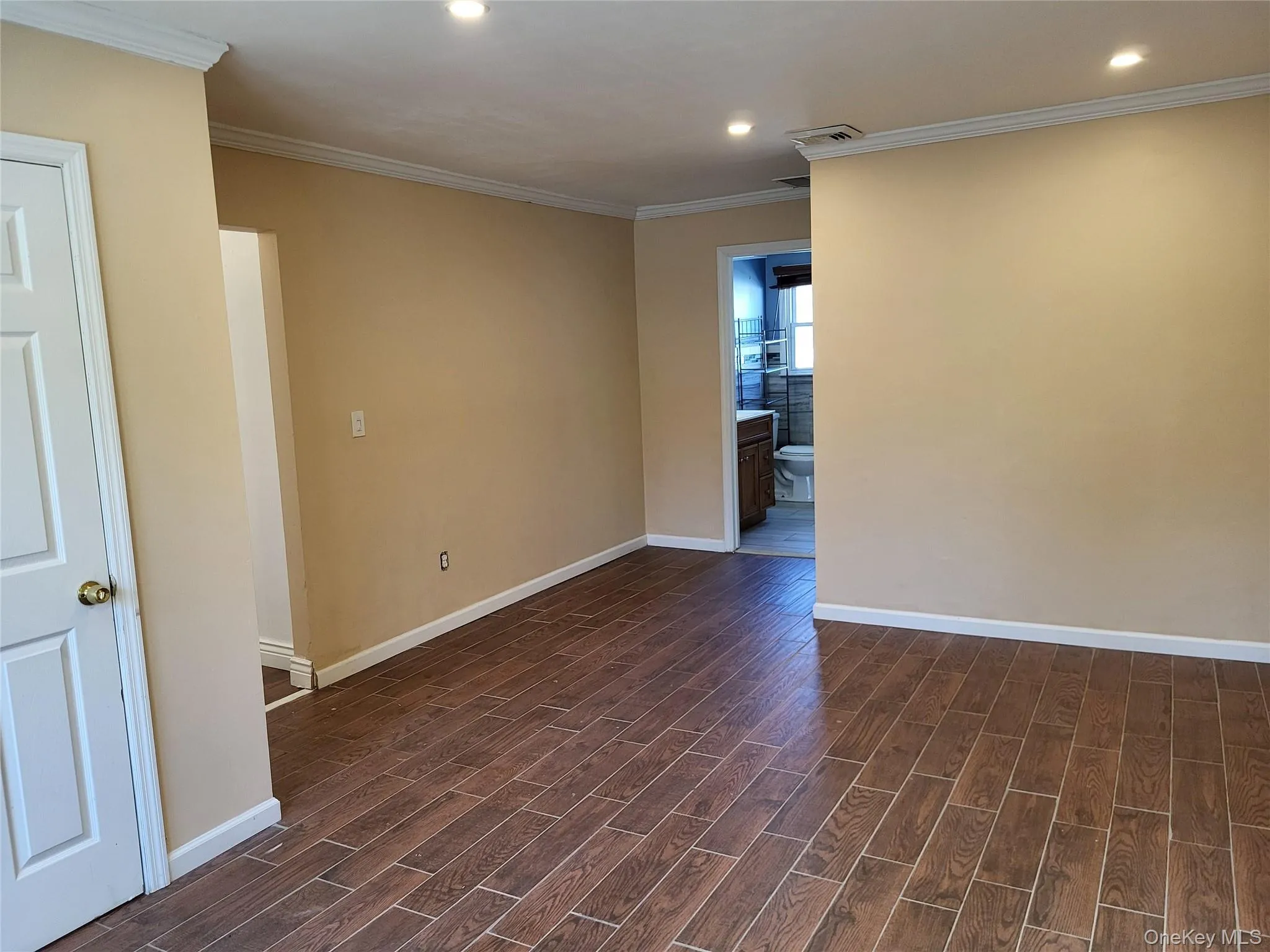 20 Scott Drive, Middletown, NY, 5 Bedrooms Bedrooms, 8 Rooms Rooms,2 BathroomsBathrooms,Residential Lease,For Rent,Scott,0,967095 20 Scott Drive, Middletown, NY, 5 Bedrooms Bedrooms, 8 Rooms Rooms,2 BathroomsBathrooms,Residential Lease,For Rent,Scott,0,967095