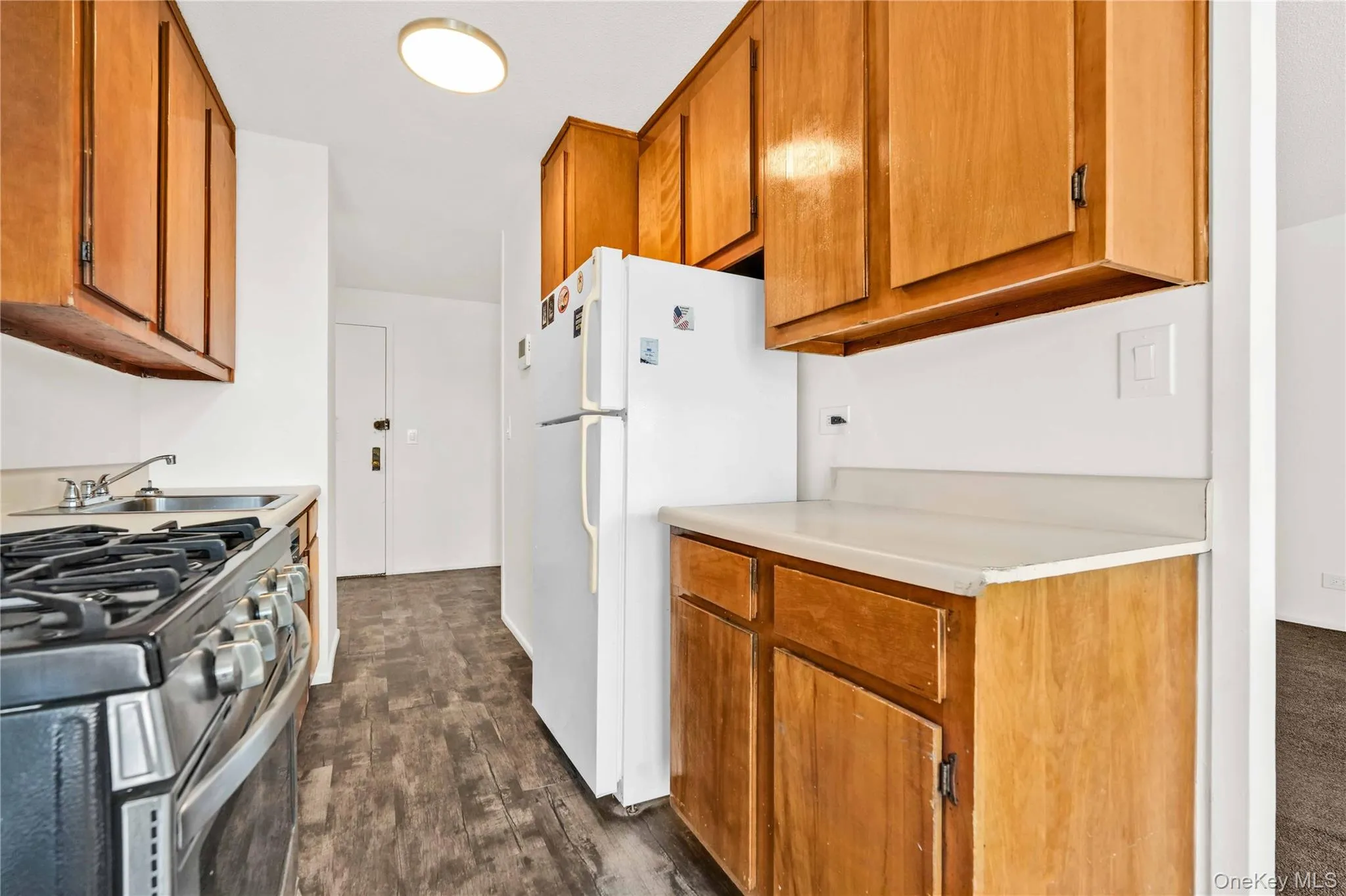 290 232nd Street, New York, NY, 1 Bedroom Bedrooms, 3 Rooms Rooms,1 BathroomBathrooms,Residential,For Rent,232nd,0,967108 290 232nd Street, New York, NY, 1 Bedroom Bedrooms, 3 Rooms Rooms,1 BathroomBathrooms,Residential,For Rent,232nd,0,967108