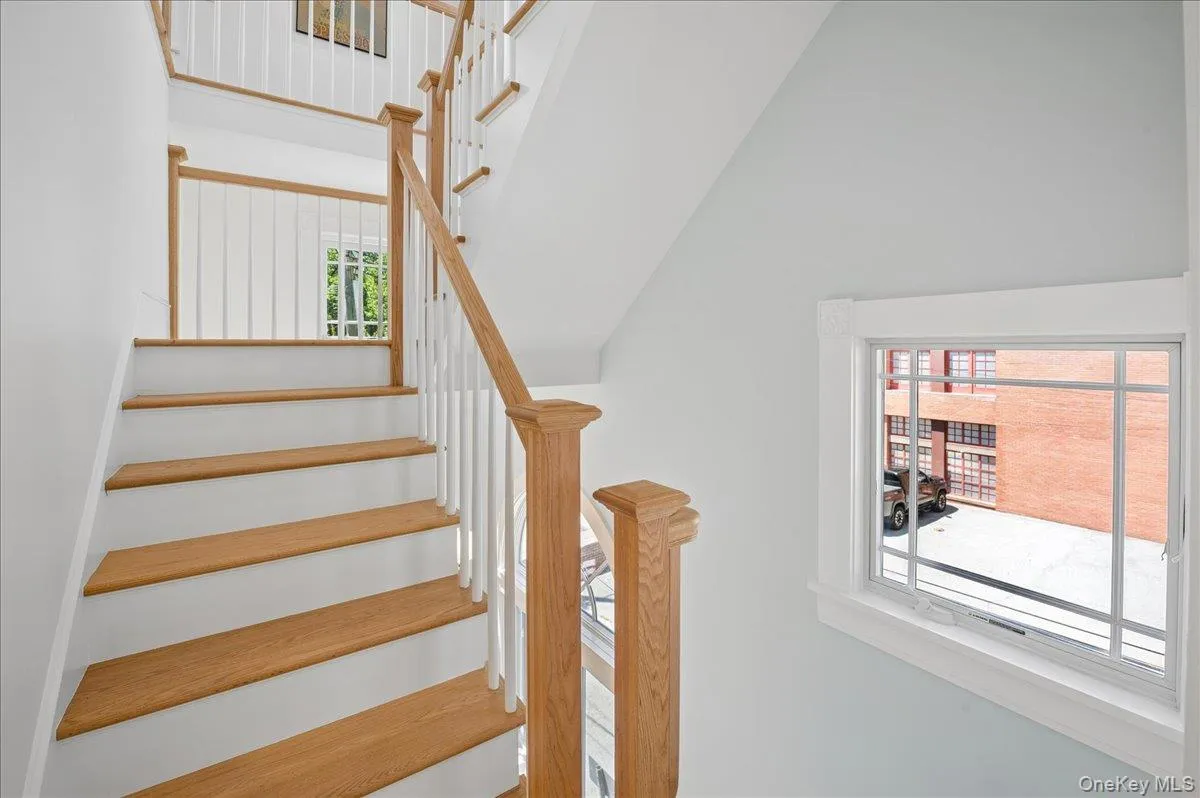 51 Main Street, Greenburgh, NY, 3 Bedrooms Bedrooms, 5 Rooms Rooms,2 BathroomsBathrooms,Residential Lease,For Rent,Main,0,967125 51 Main Street, Greenburgh, NY, 3 Bedrooms Bedrooms, 5 Rooms Rooms,2 BathroomsBathrooms,Residential Lease,For Rent,Main,0,967125