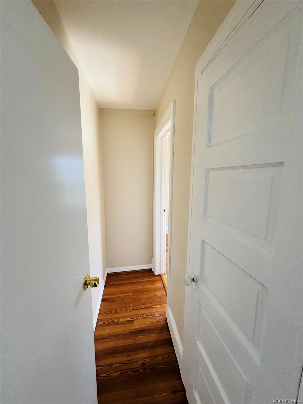 14 1st Street, Glen Cove, NY, 3 Bedrooms Bedrooms, 6 Rooms Rooms,2 BathroomsBathrooms,Residential Lease,For Rent,1st,0,967126 14 1st Street, Glen Cove, NY, 3 Bedrooms Bedrooms, 6 Rooms Rooms,2 BathroomsBathrooms,Residential Lease,For Rent,1st,0,967126