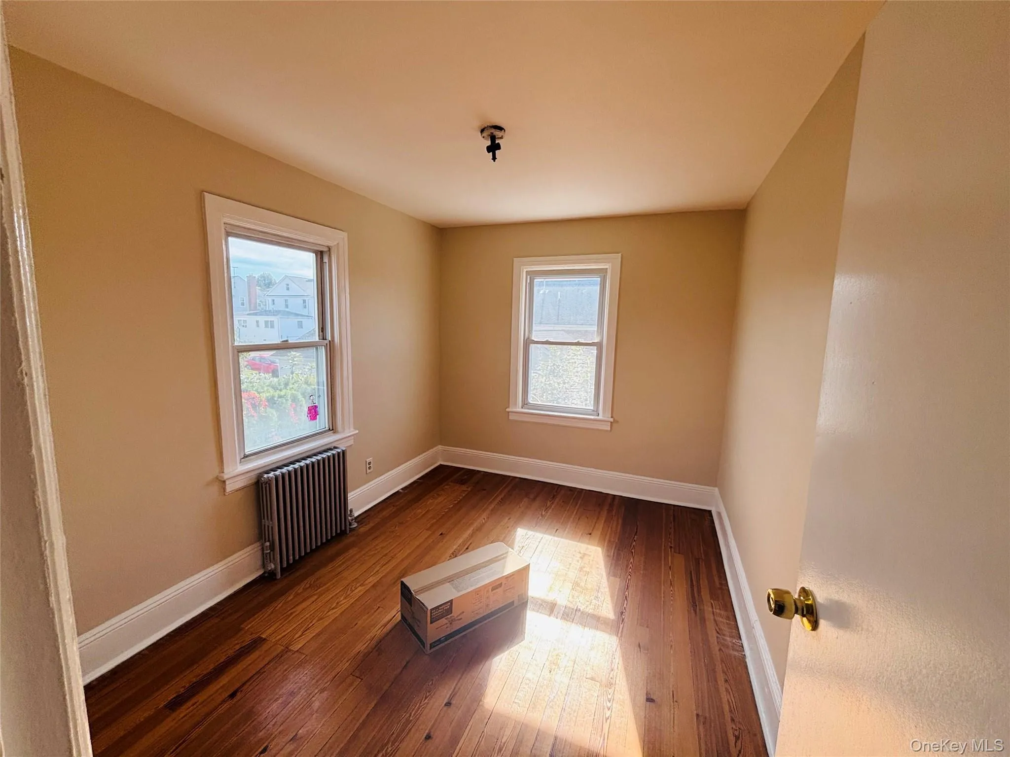 14 1st Street, Glen Cove, NY, 3 Bedrooms Bedrooms, 6 Rooms Rooms,2 BathroomsBathrooms,Residential Lease,For Rent,1st,0,967126 14 1st Street, Glen Cove, NY, 3 Bedrooms Bedrooms, 6 Rooms Rooms,2 BathroomsBathrooms,Residential Lease,For Rent,1st,0,967126